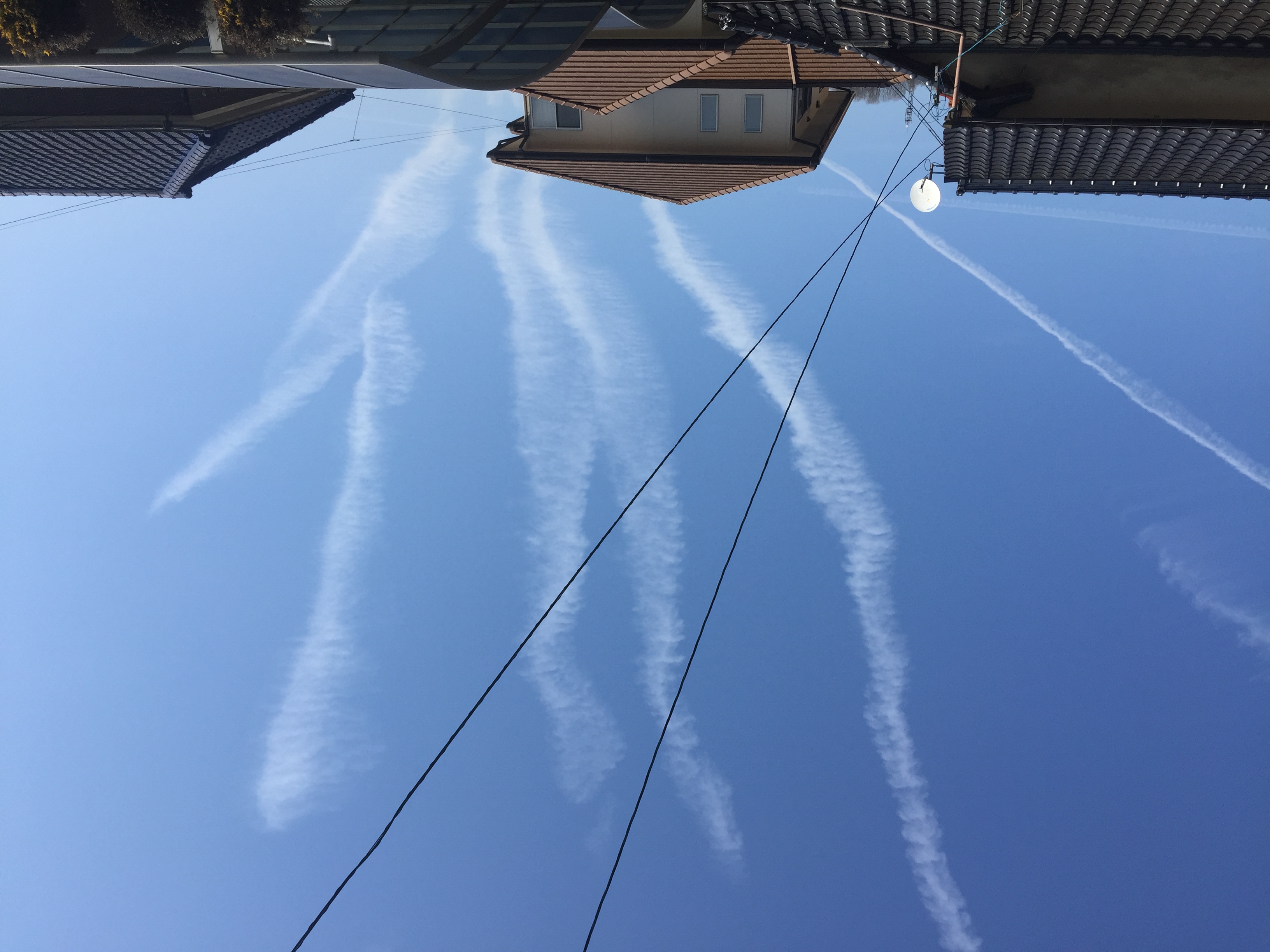 No.28651-1 地震雲