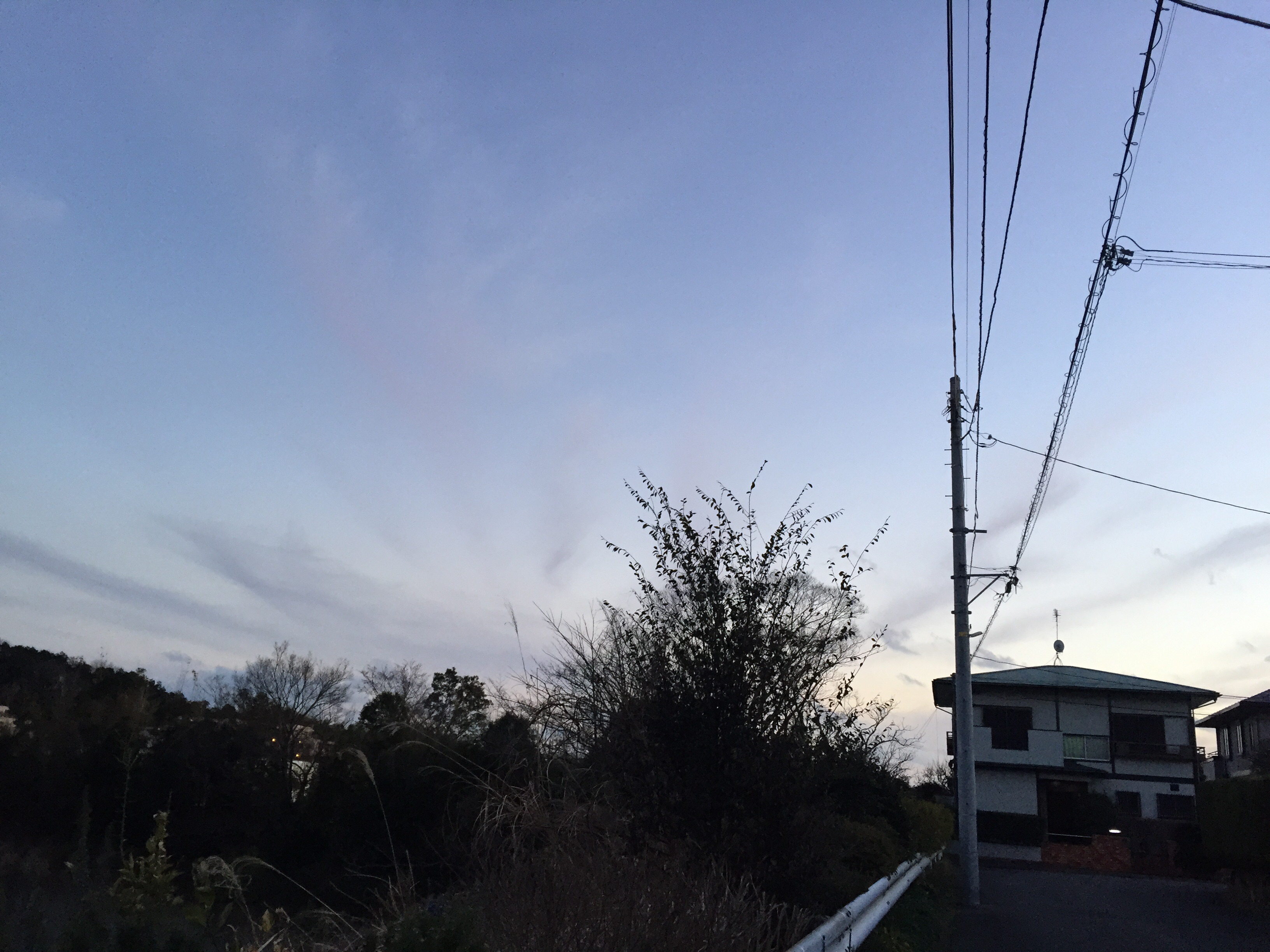 No.28724-1 地震雲