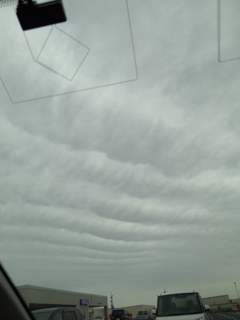 No.28859-1 地震雲