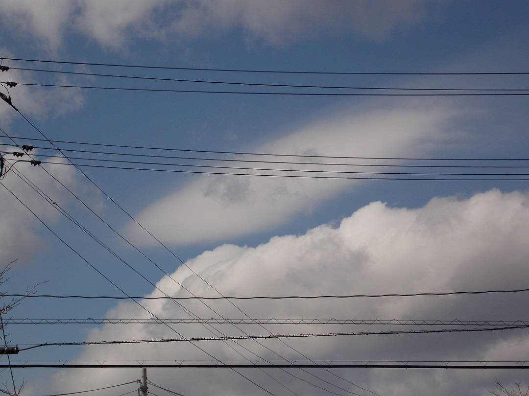 No.28872-1 地震雲