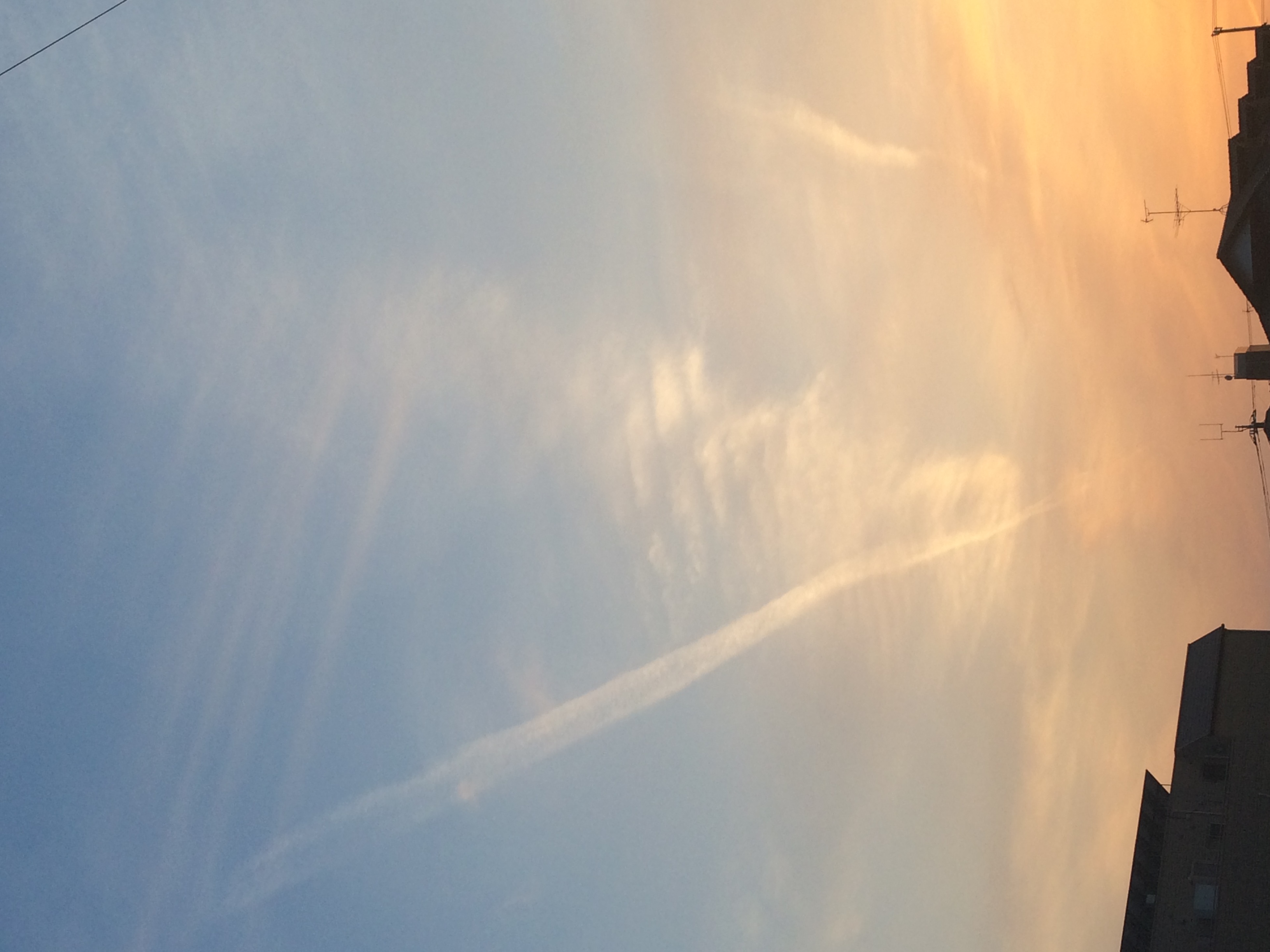 No.29036-1 地震雲