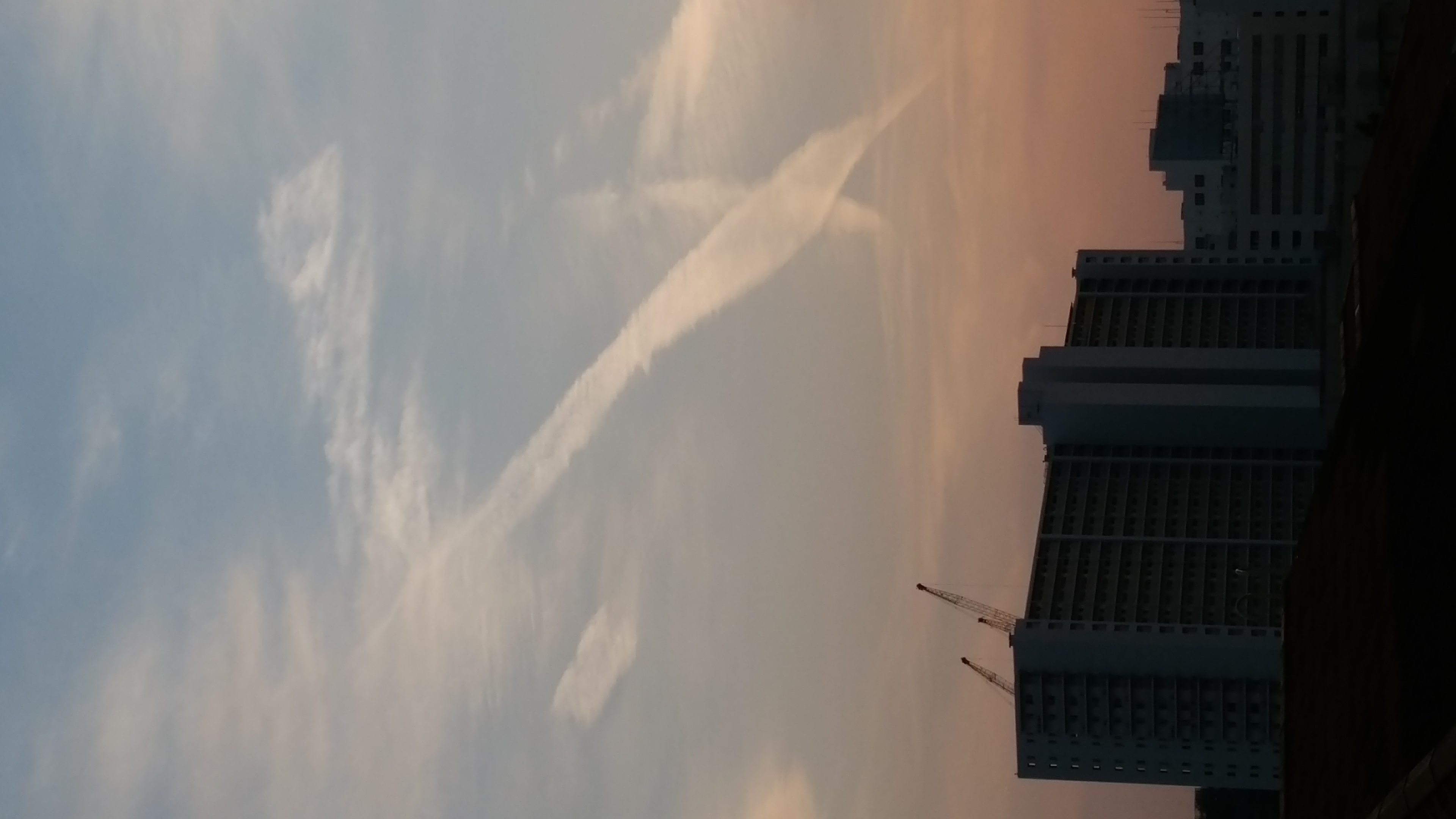 No.29038-1 地震雲