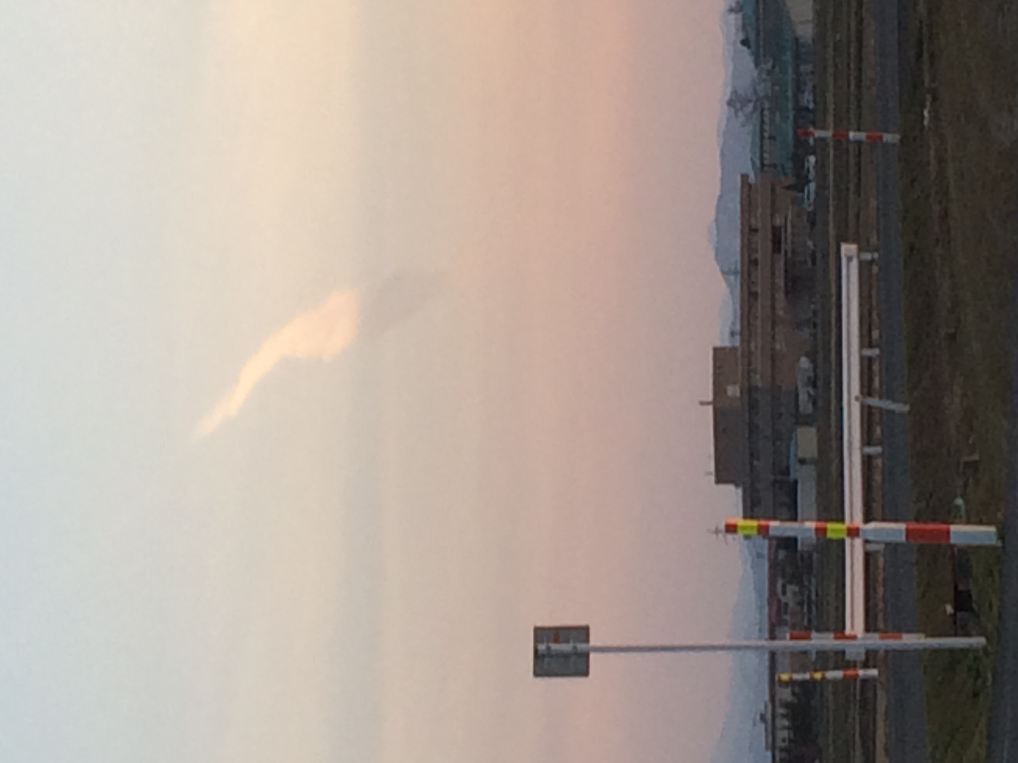 No.29143-1 地震雲