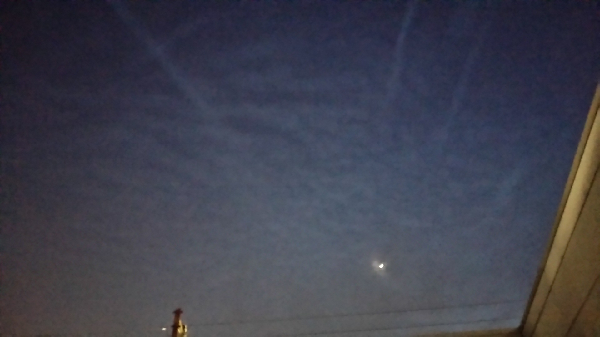 No.29195-1 地震雲