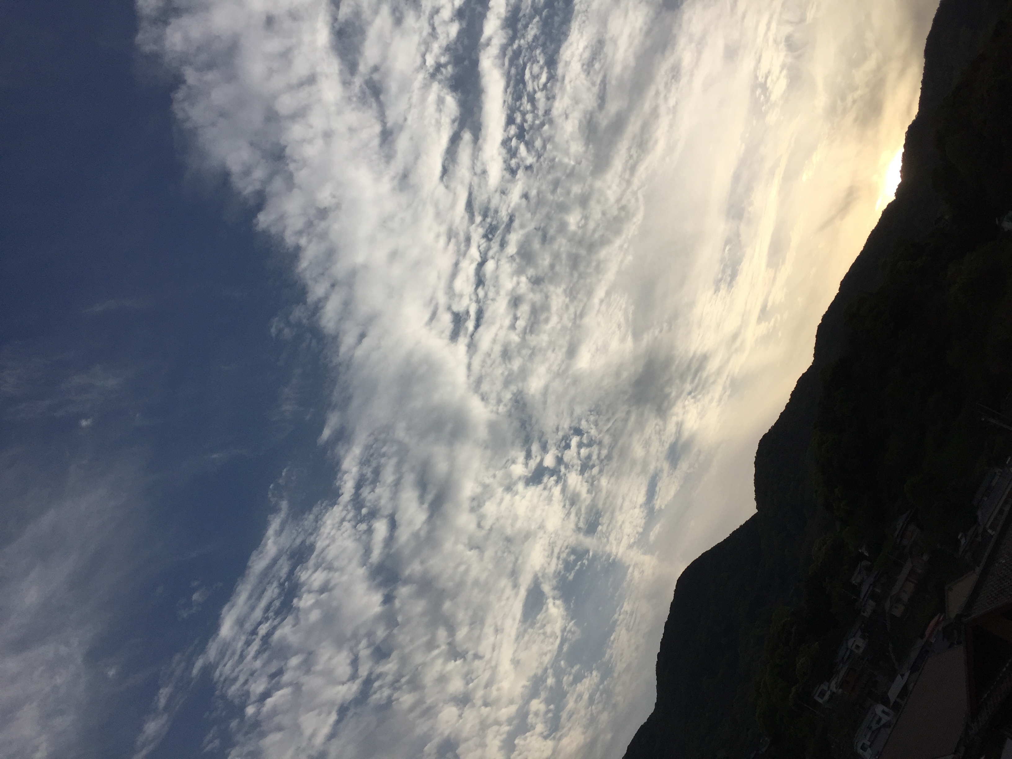 No.29429-1 地震雲