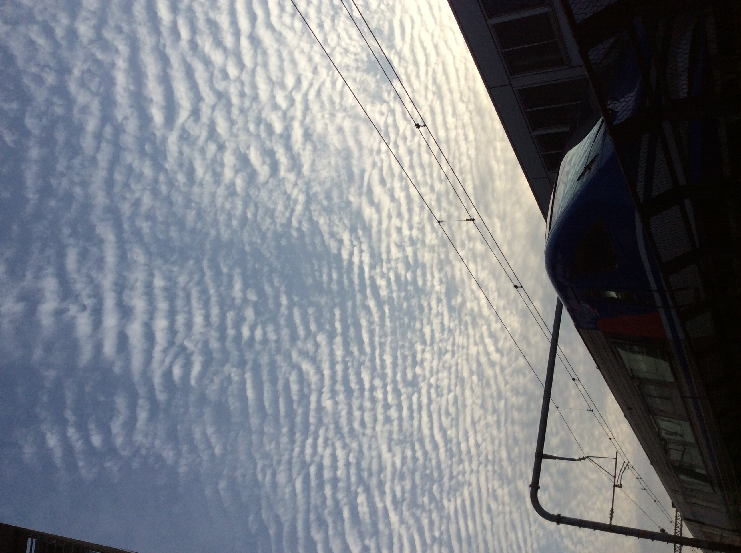 No.29608-1 地震雲