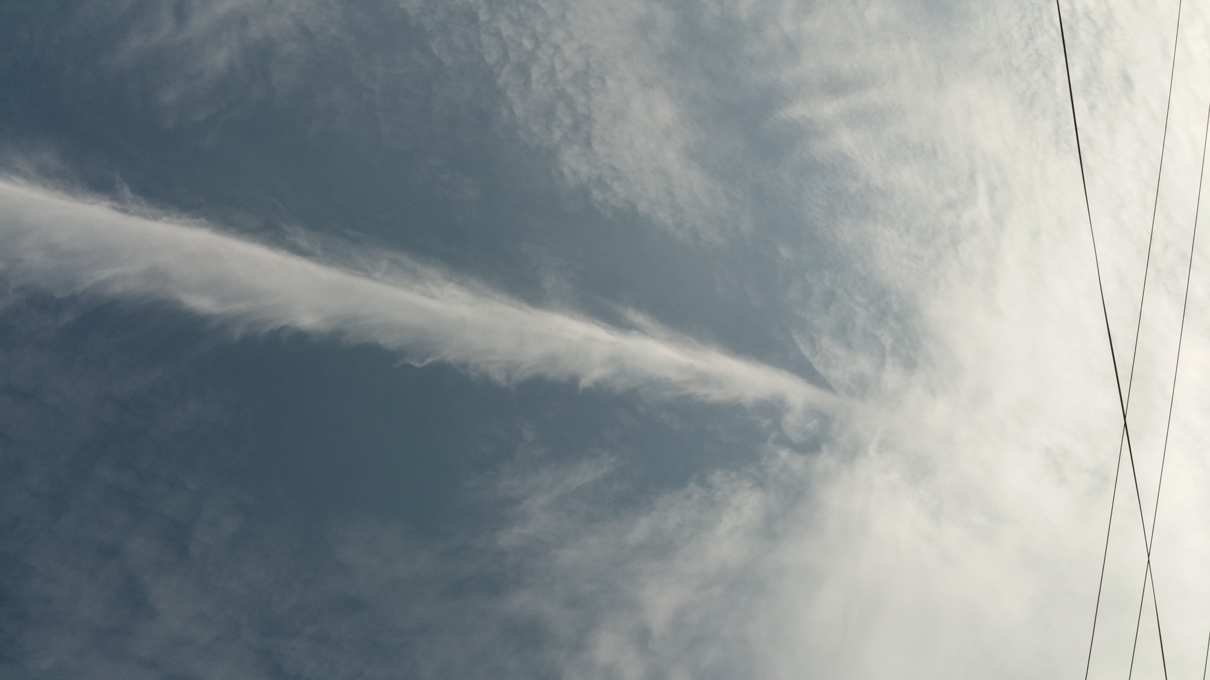 No.29638-1 地震雲