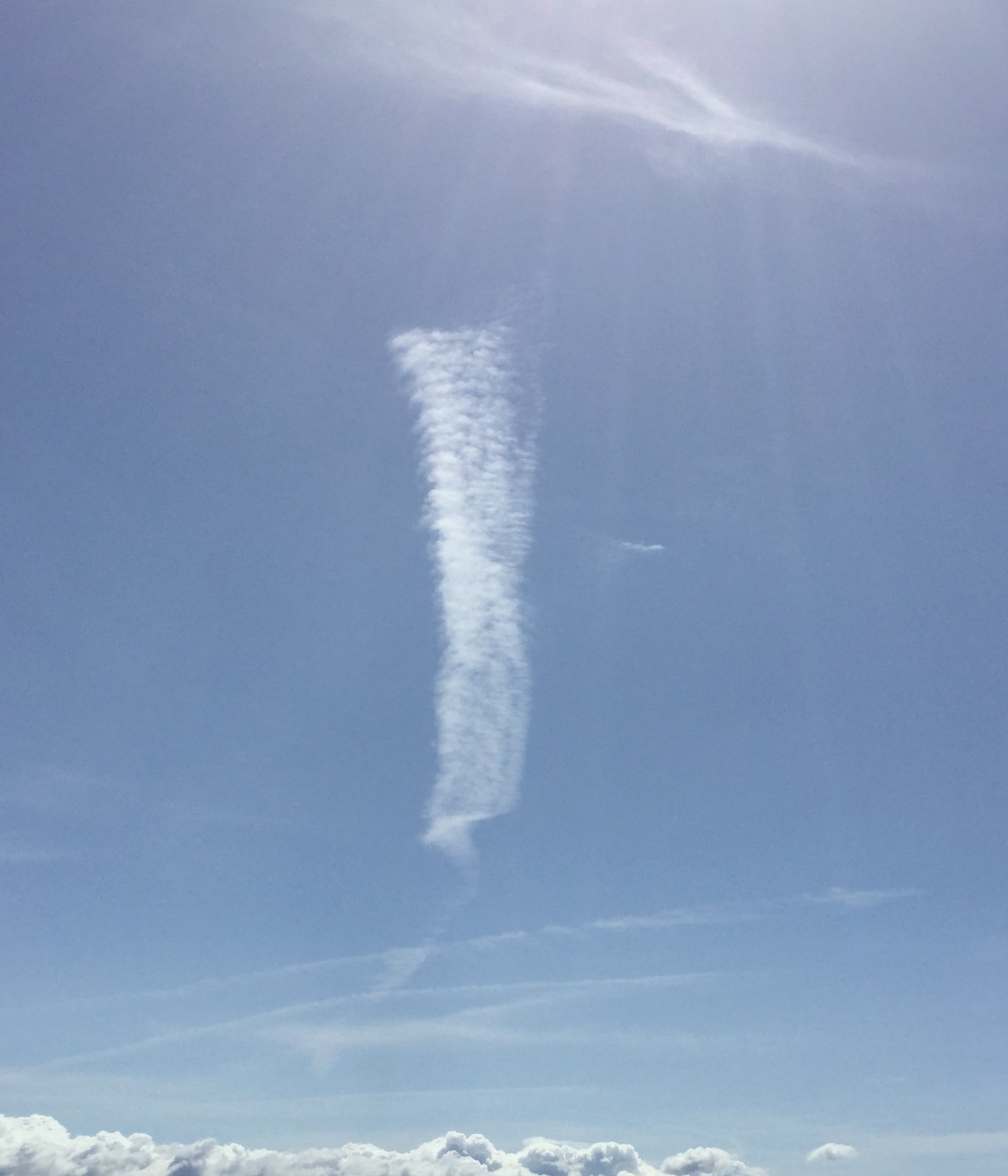 No.29726-1 地震雲