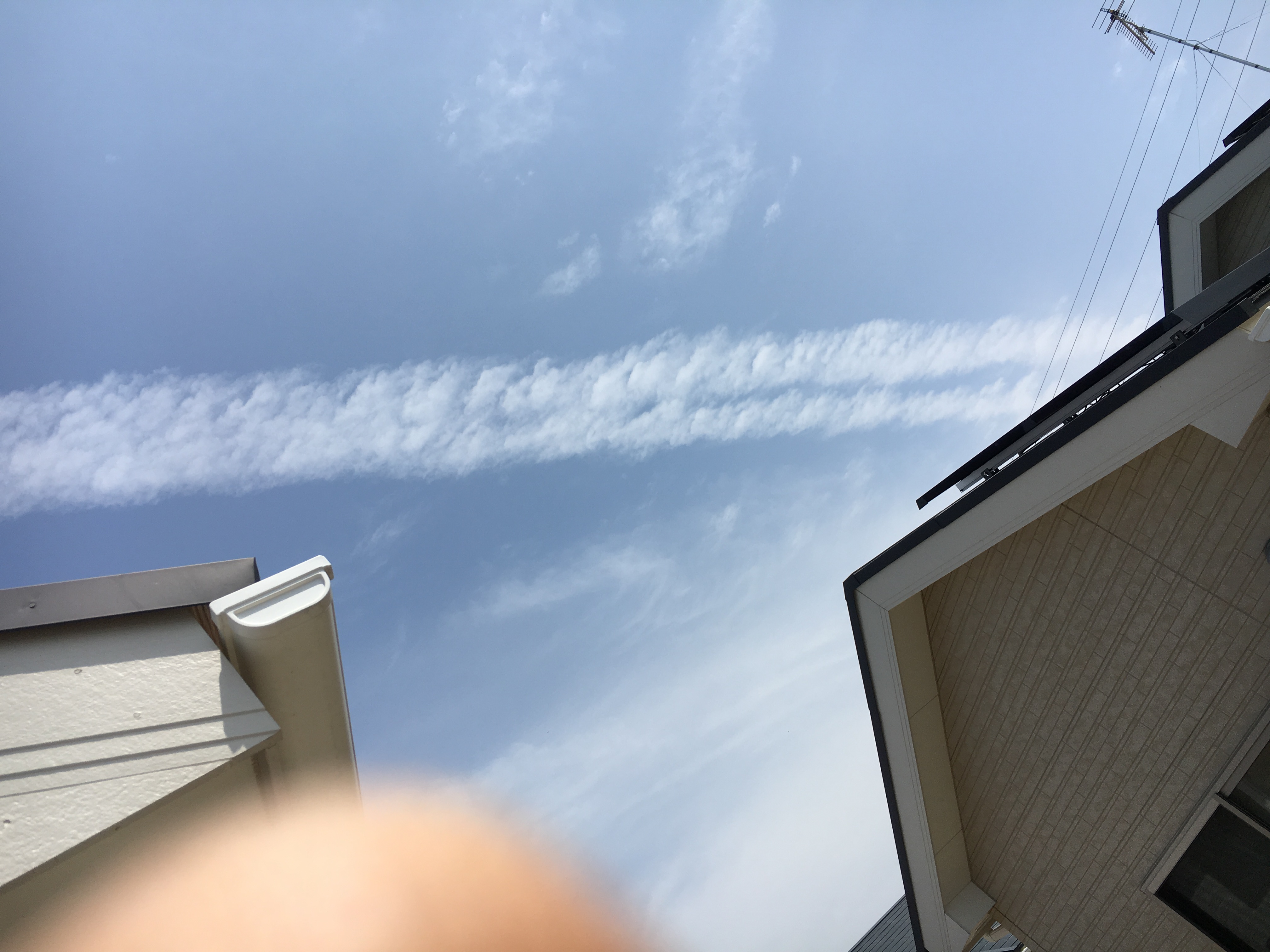 No.29964-1 地震雲