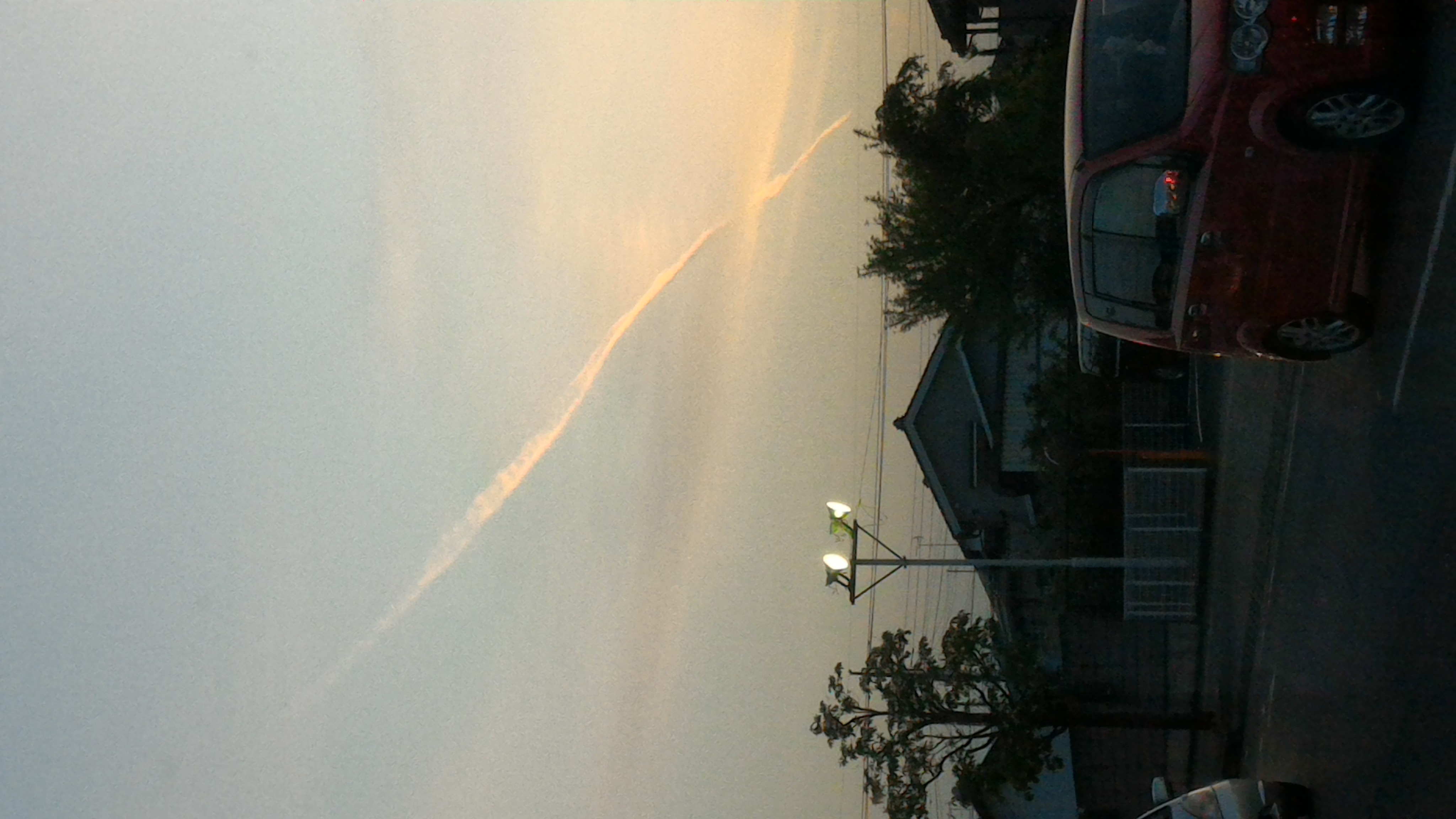 No.30112-1 地震雲