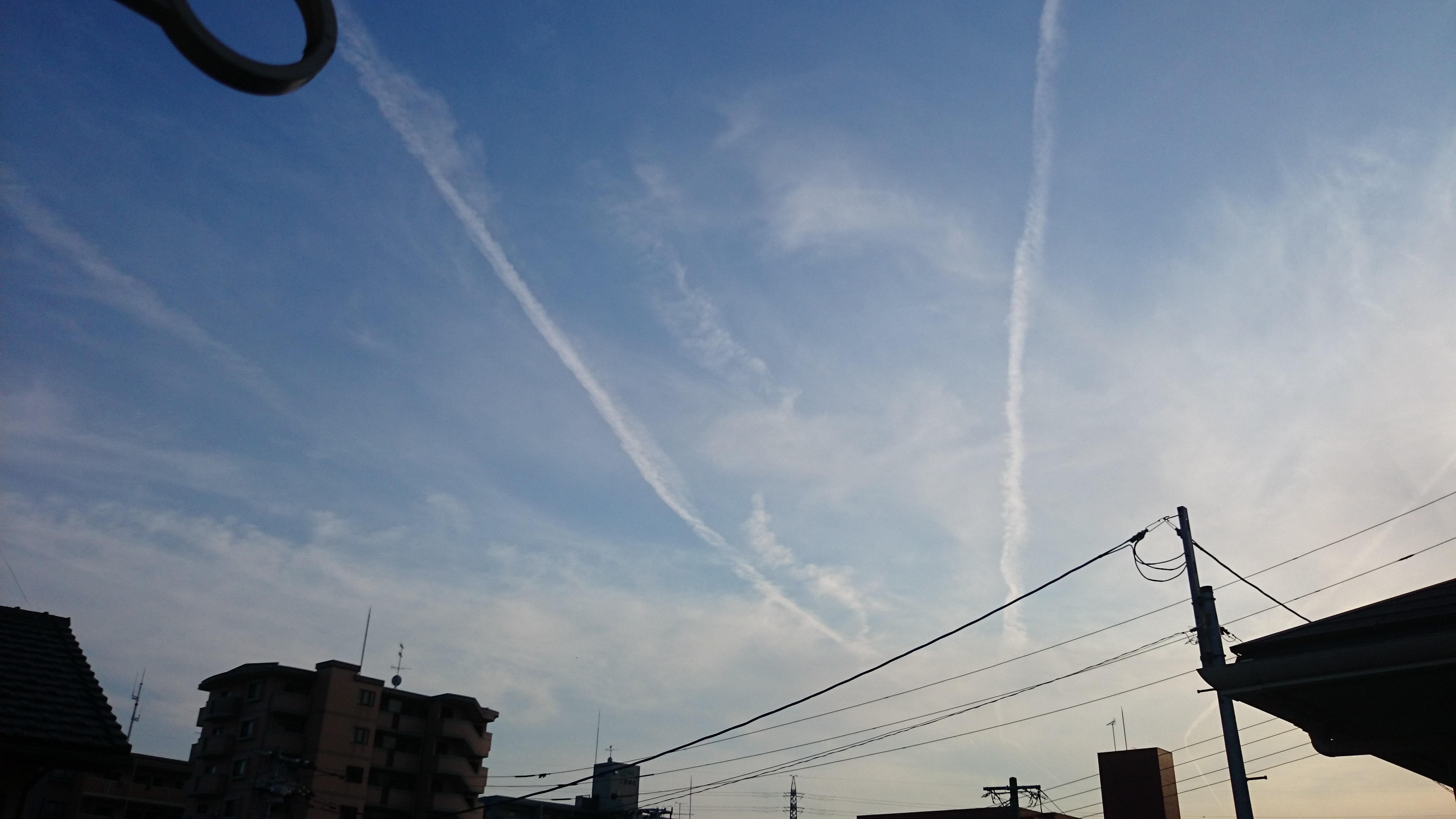 No.30329-1 地震雲