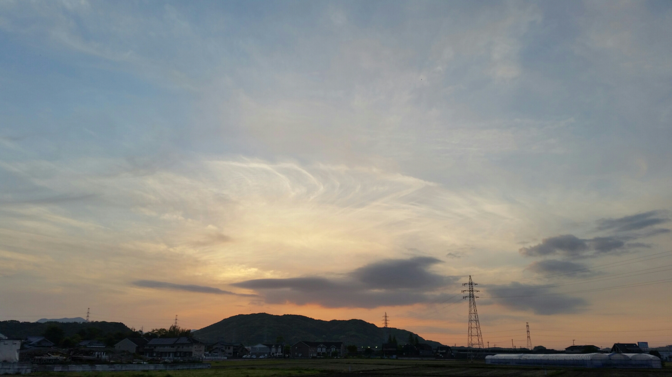 No.30332-1 地震雲