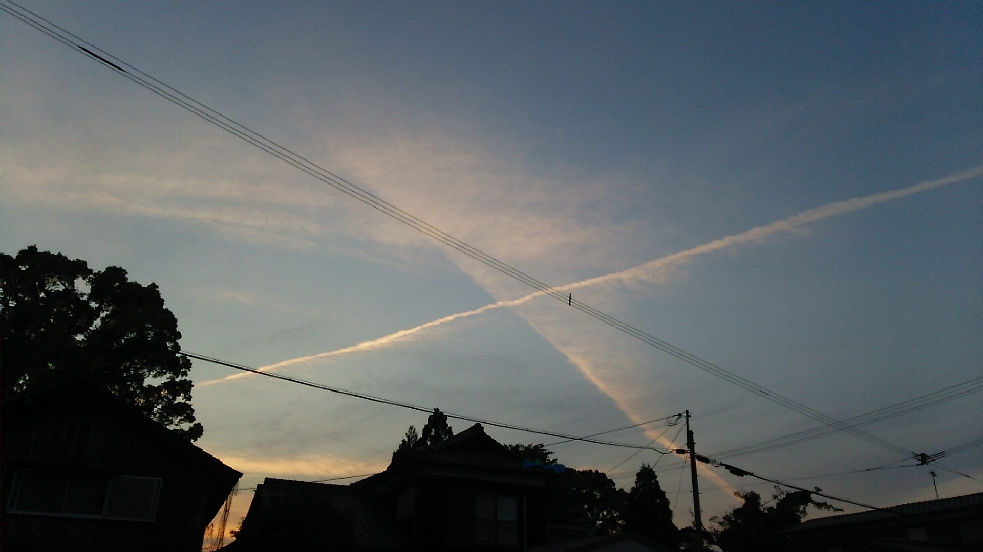 No.30338-1 地震雲