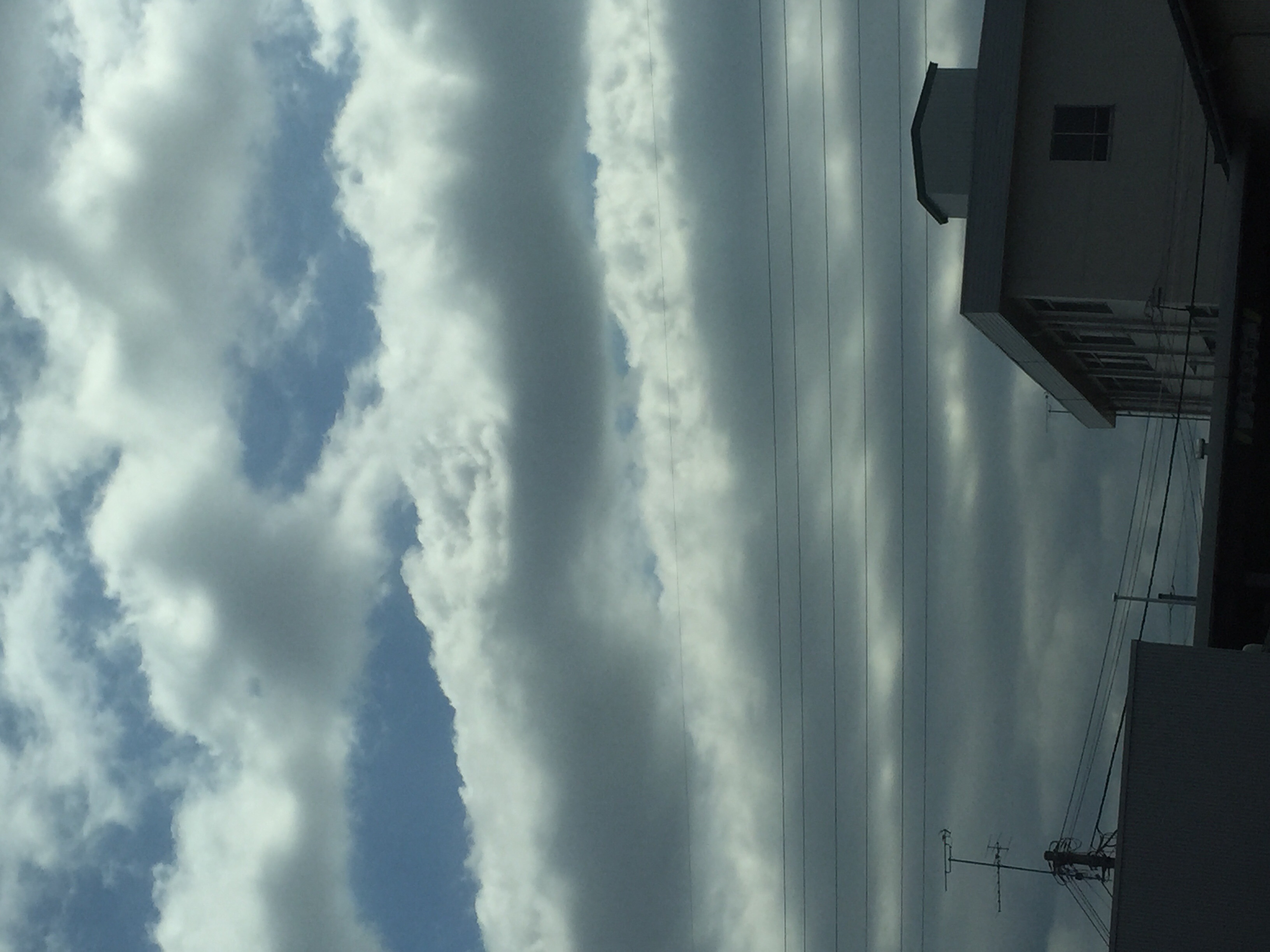 No.30466-1 地震雲