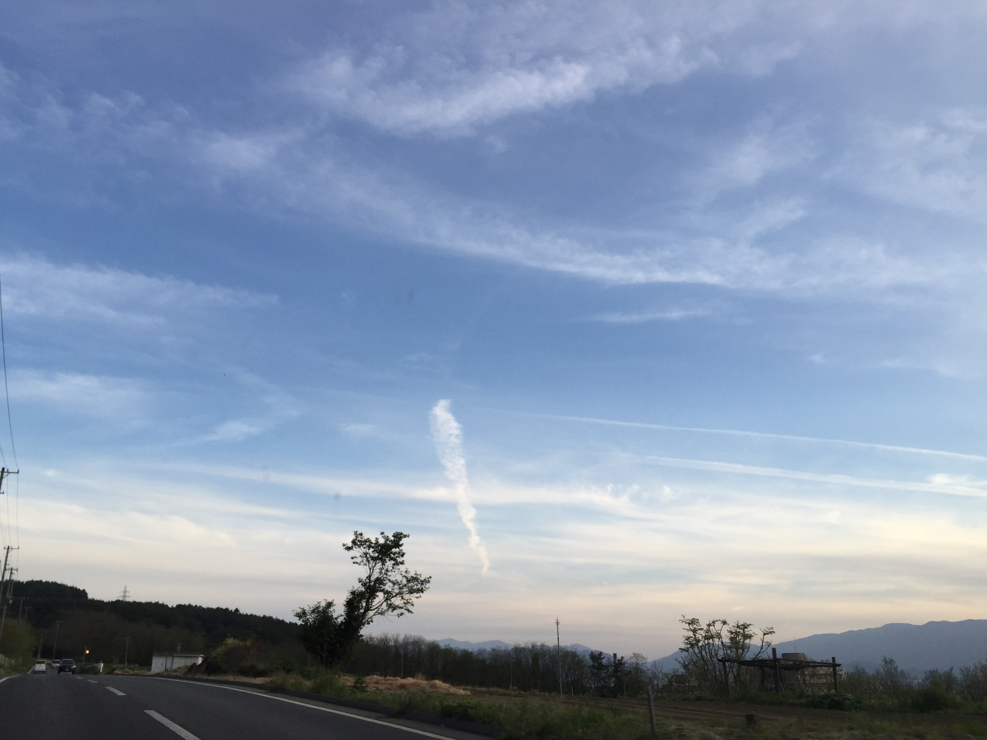 No.30642-1 地震雲