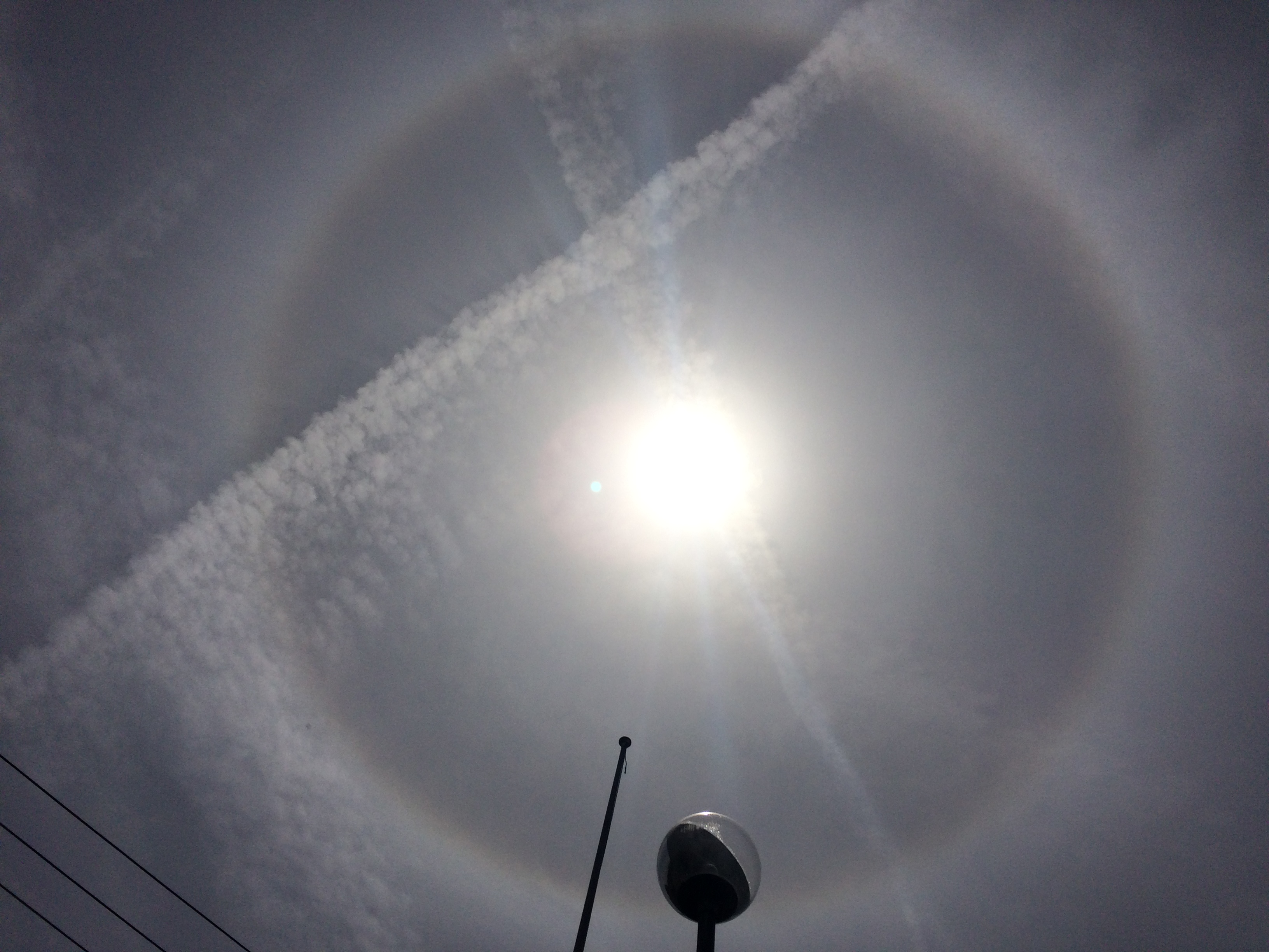 No.30675-1 地震雲