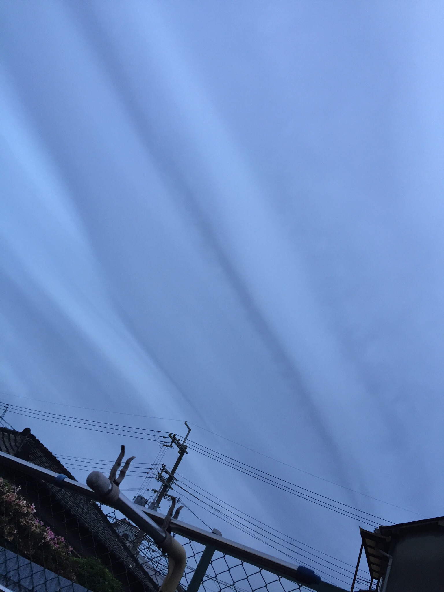 No.30678-1 地震雲