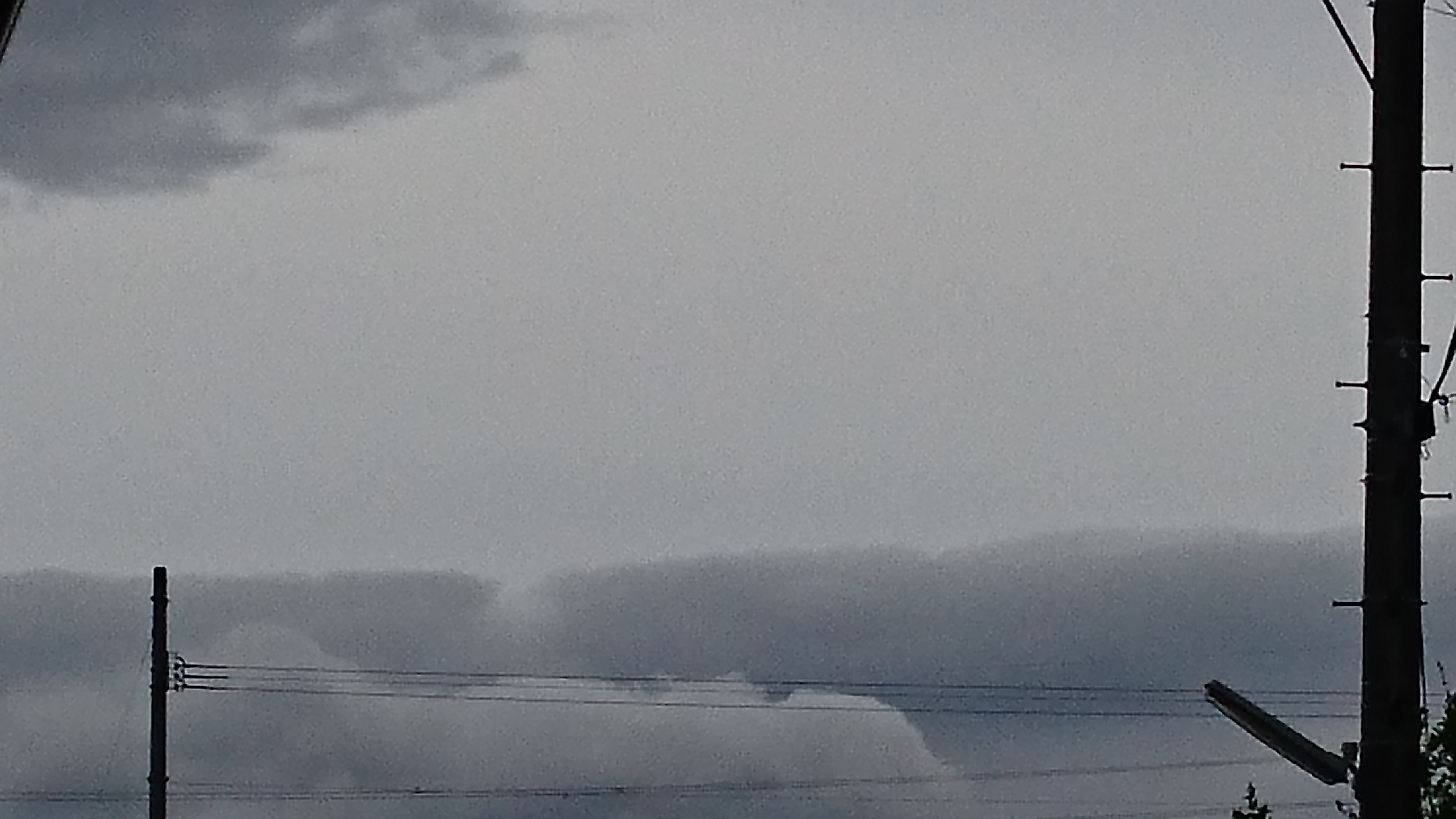 No.30705-1 地震雲