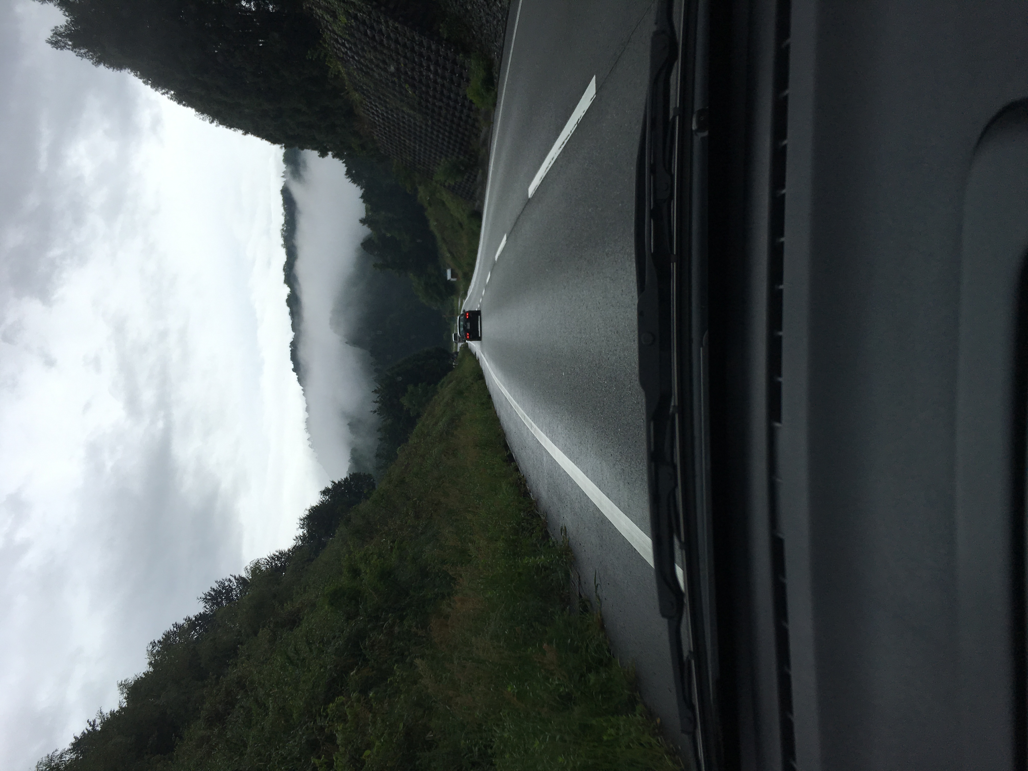 No.30715-1 地震雲