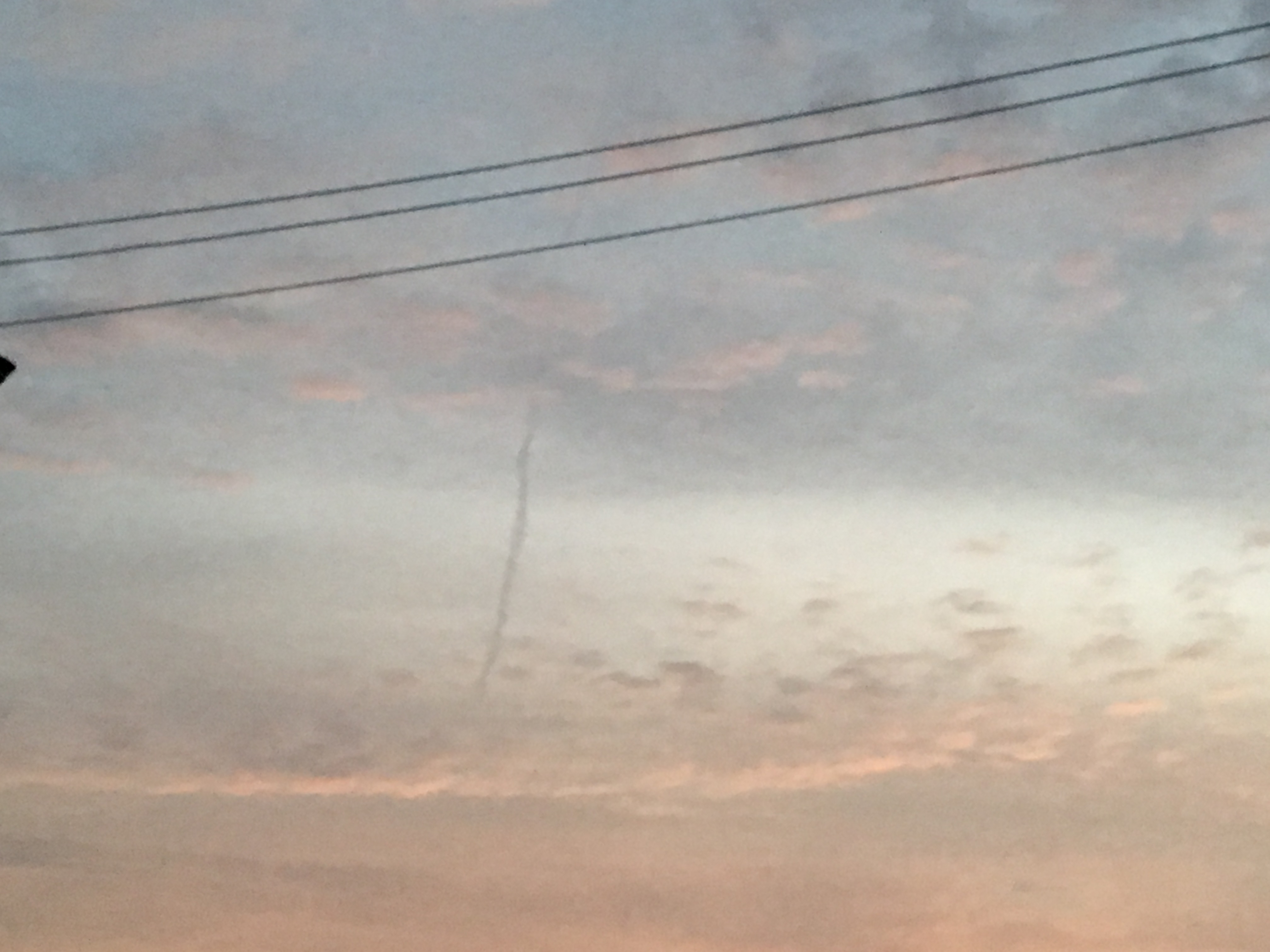 No.30970-1 地震雲