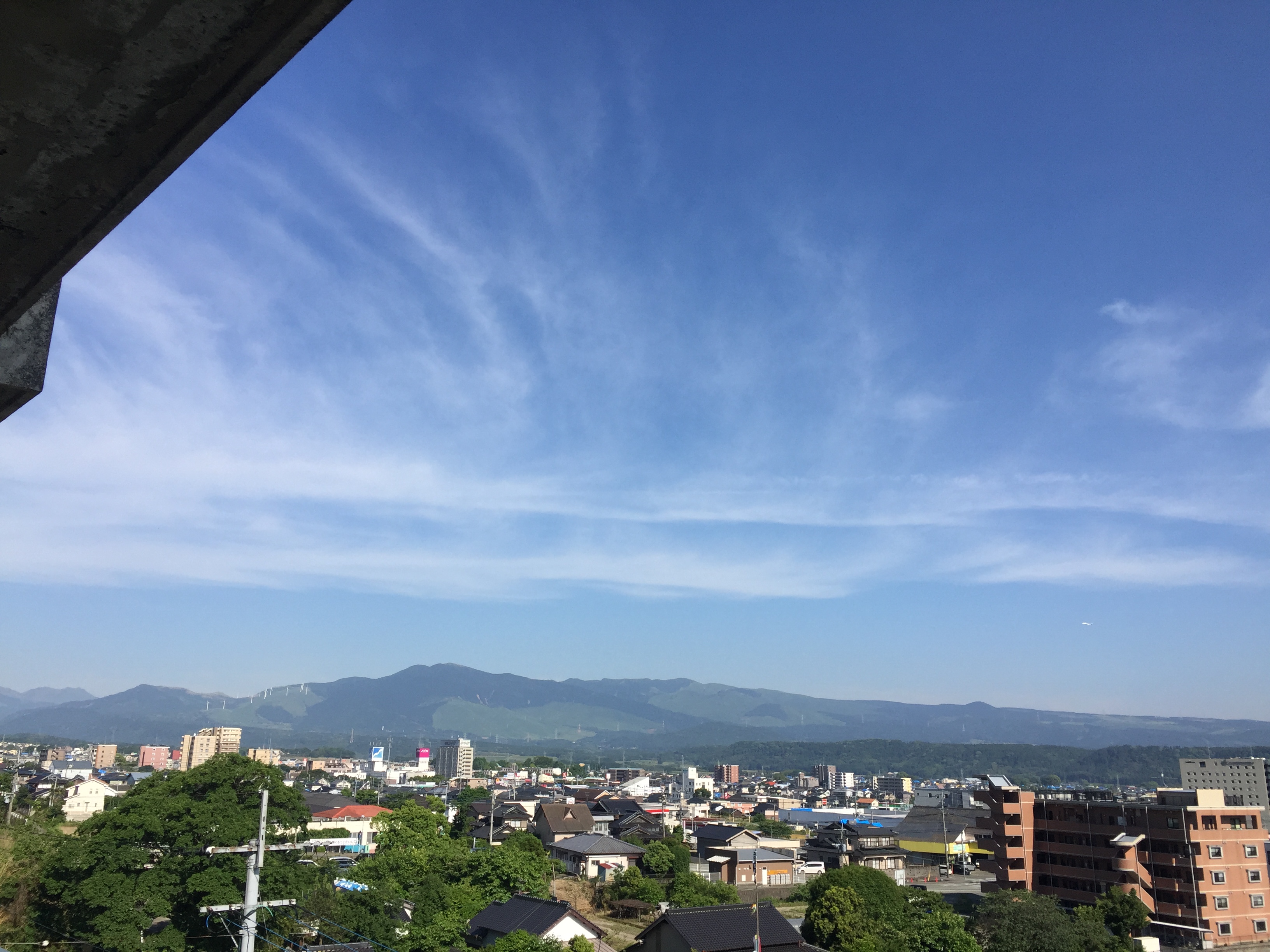 No.31010-1 地震雲