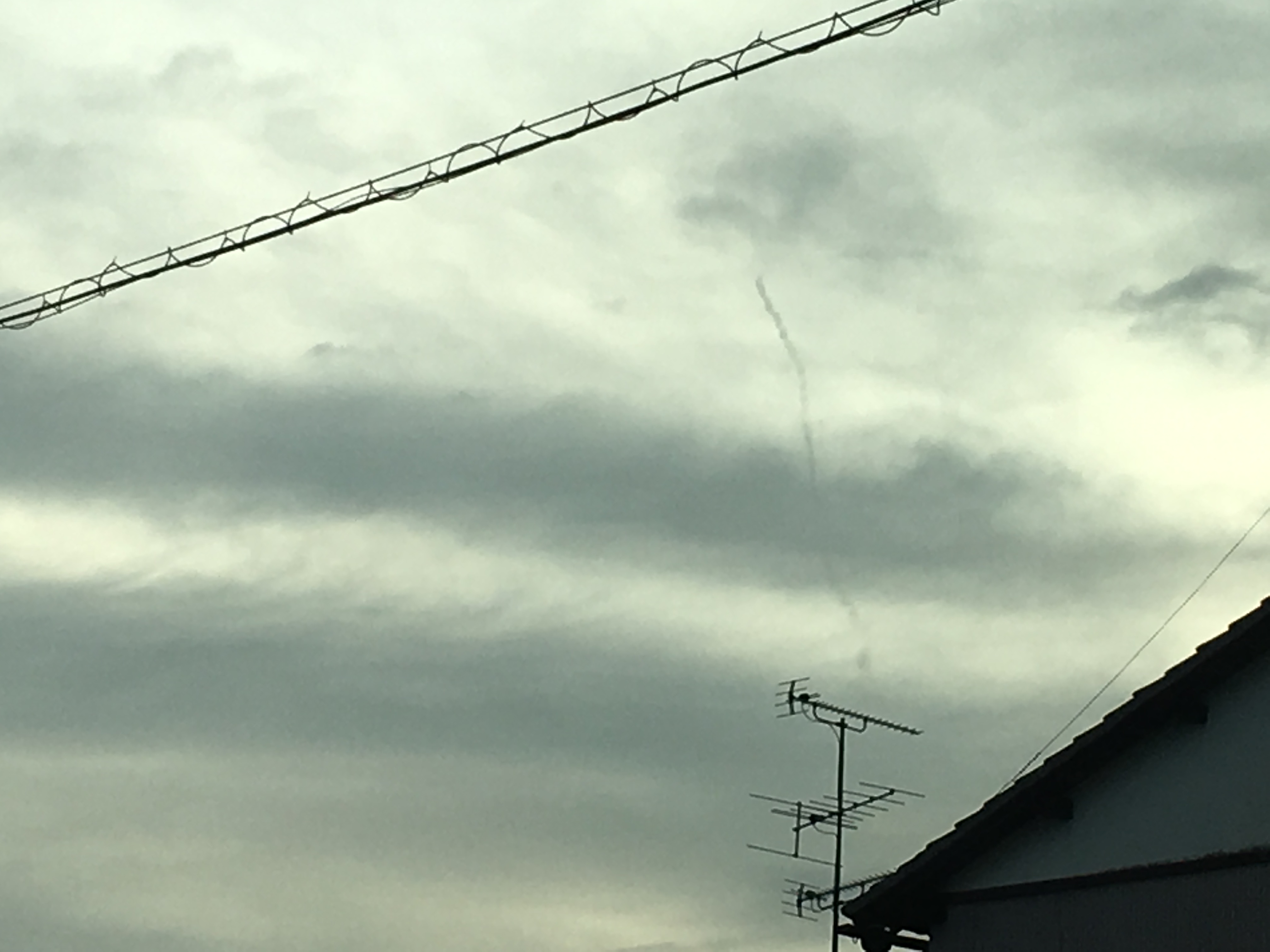 No.31015-1 地震雲