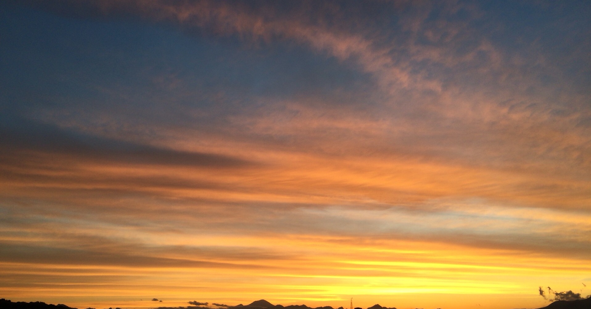 No.31040-1 地震雲