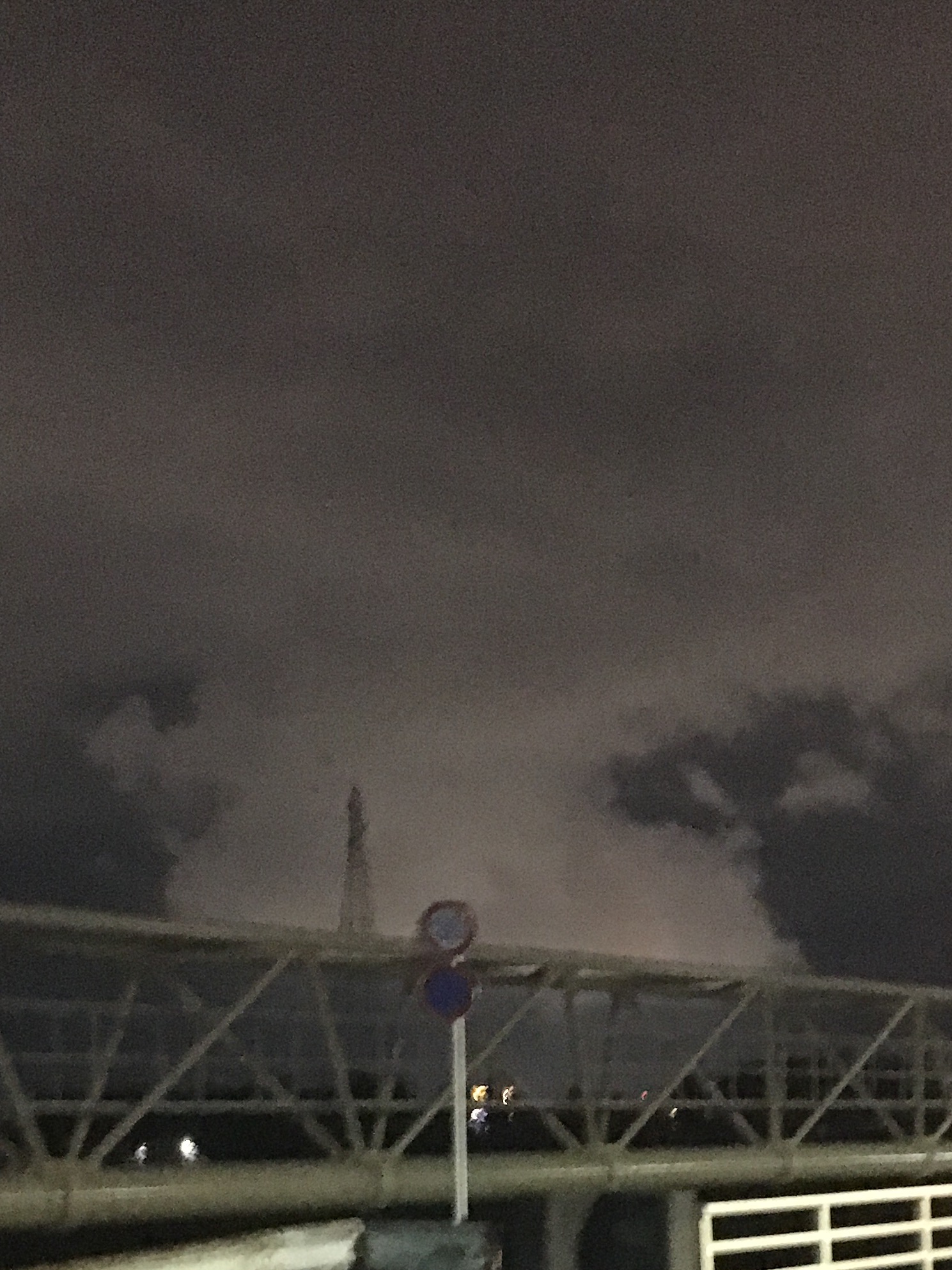 No.31046-1 地震雲