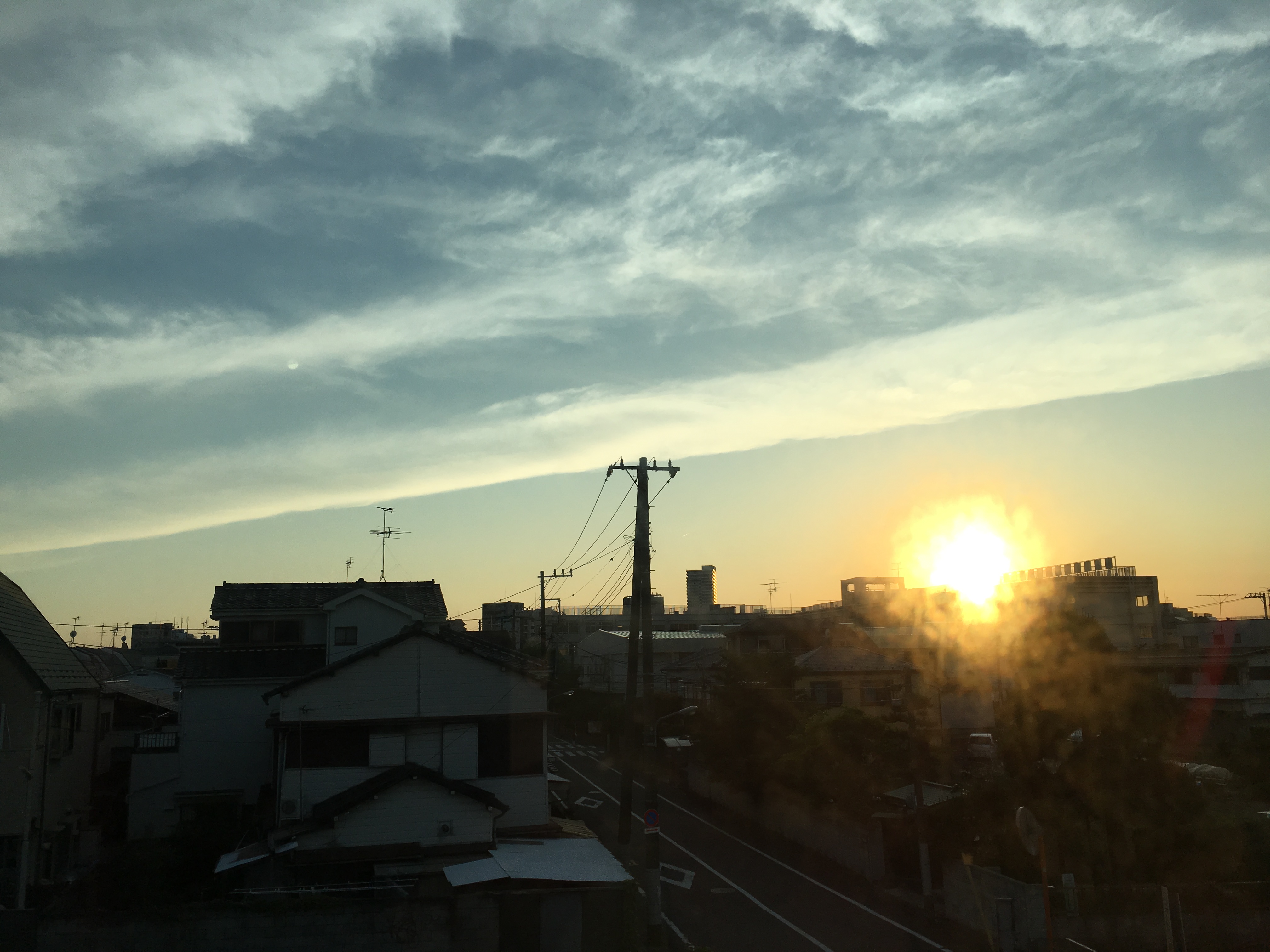 No.31125-1 地震雲