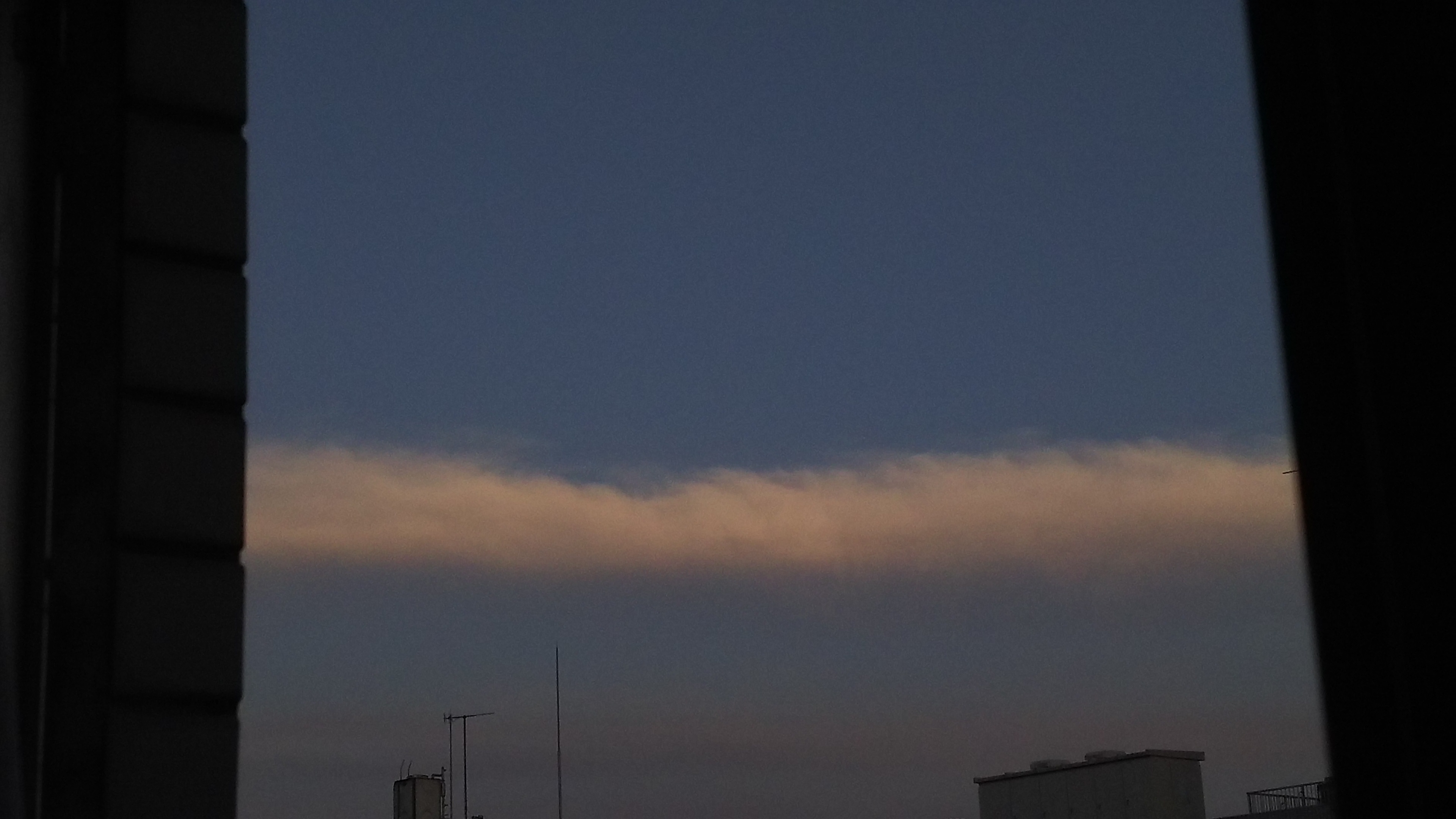 No.31136-1 地震雲