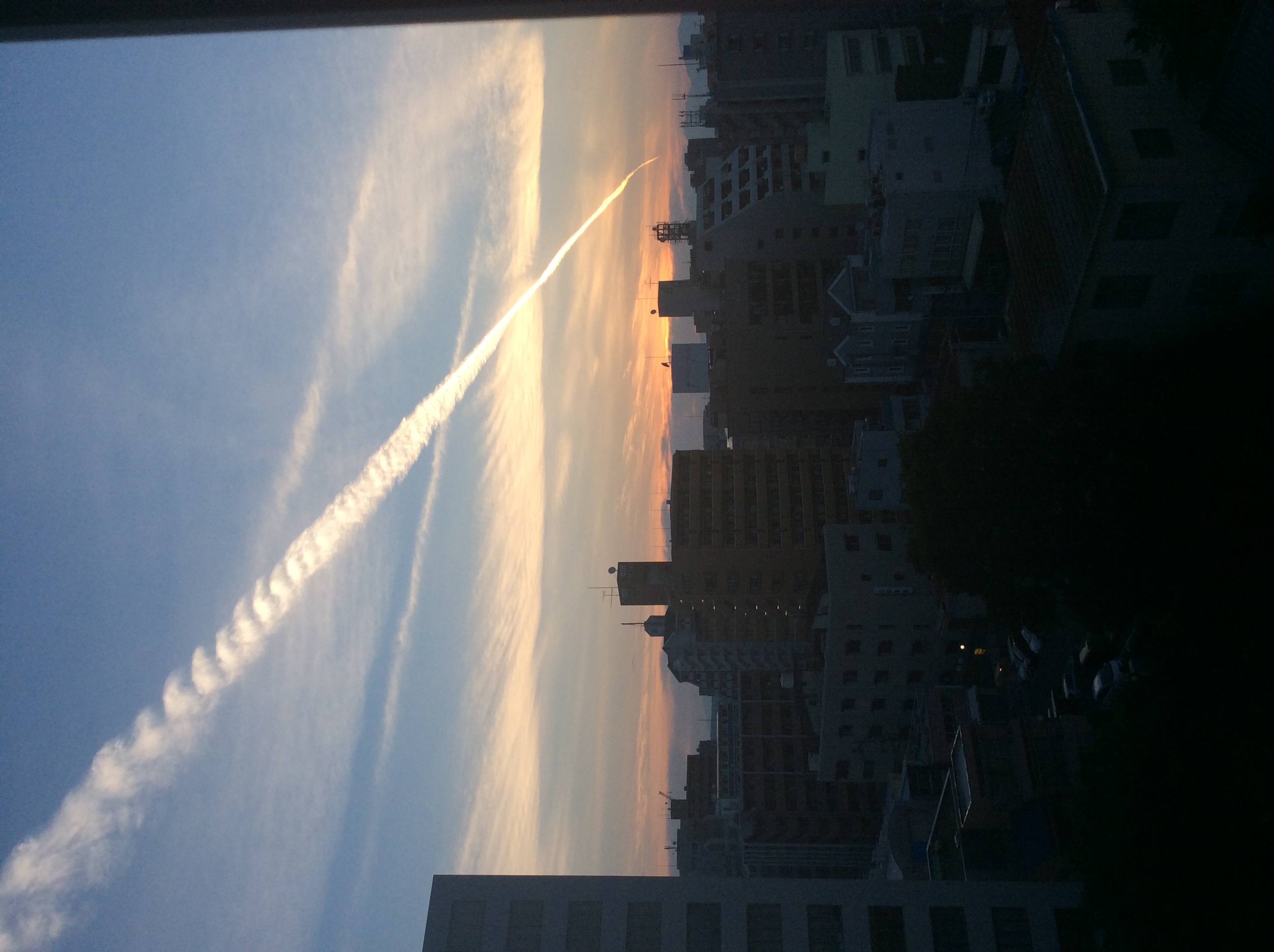 No.31484-1 地震雲