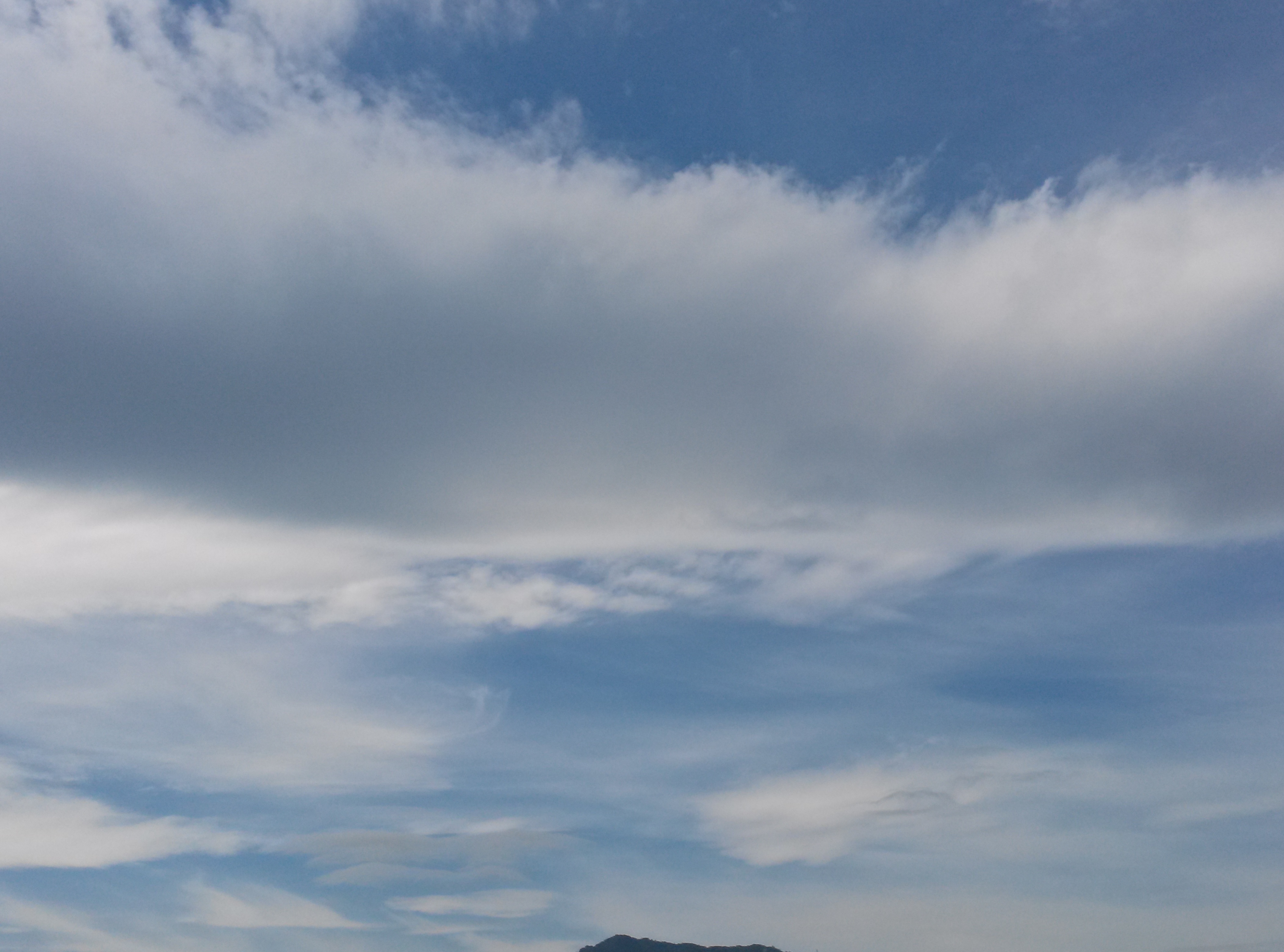 No.31588-1 地震雲