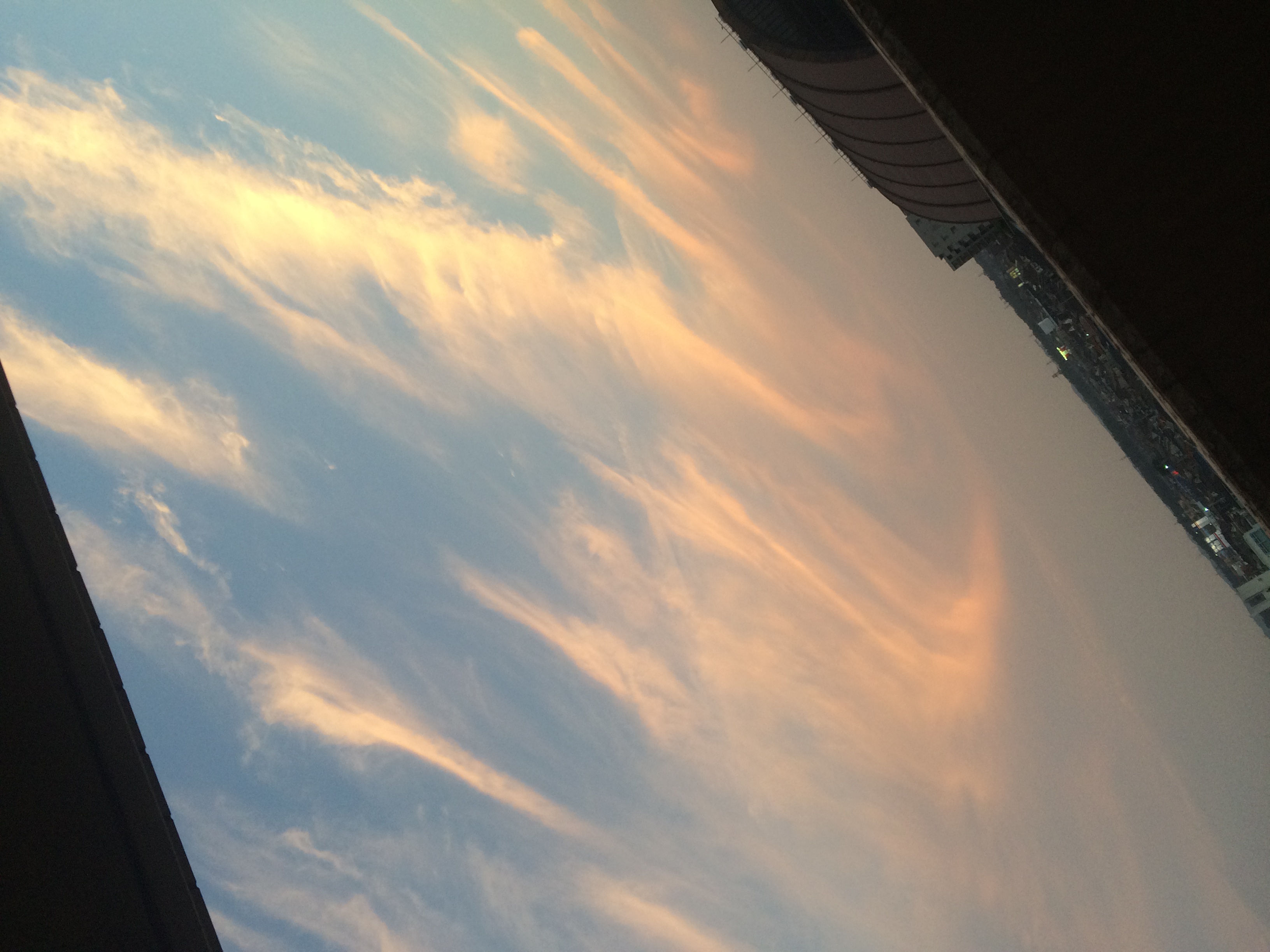 No.31758-1 地震雲