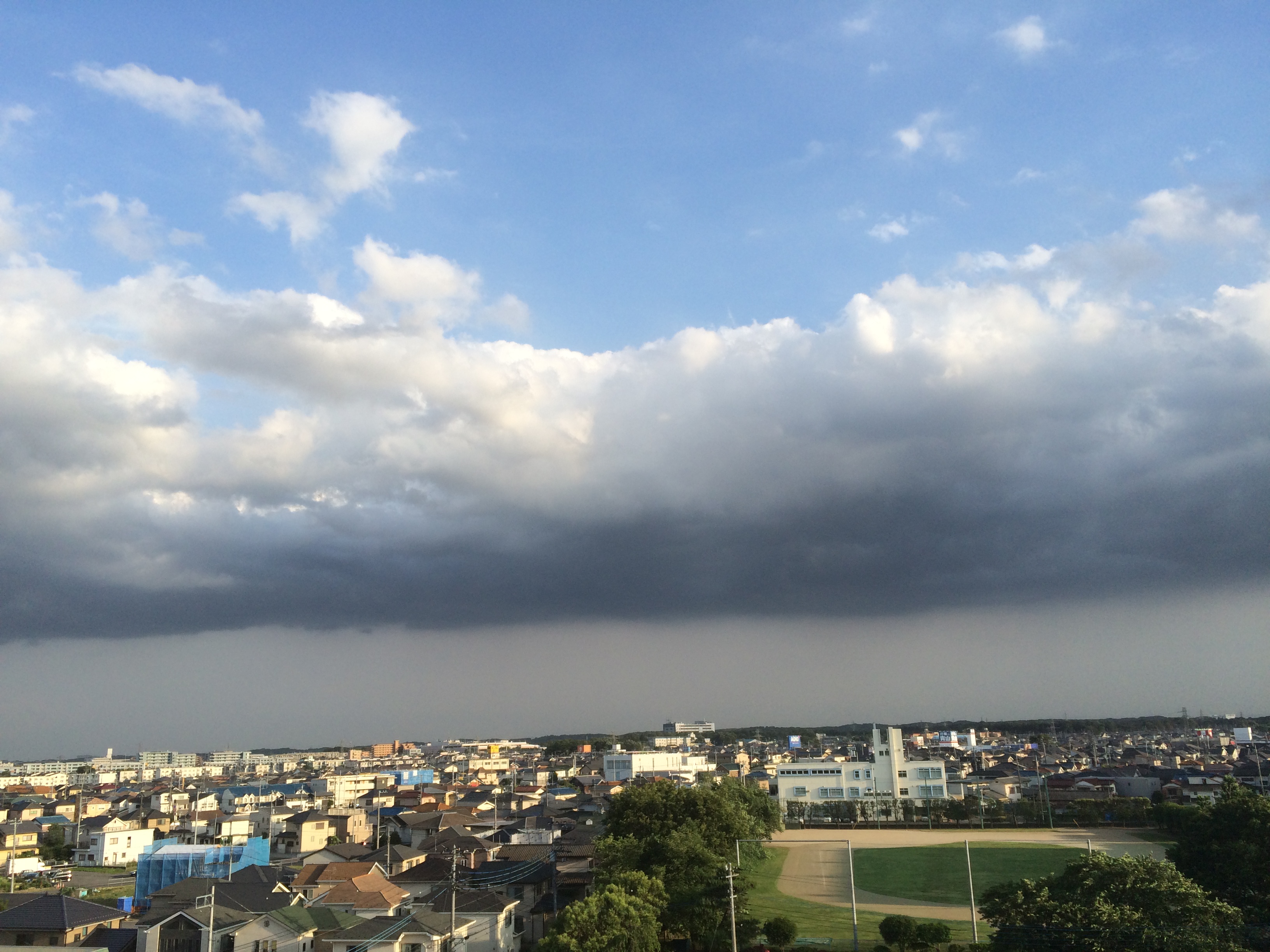 No.31915-1 地震雲