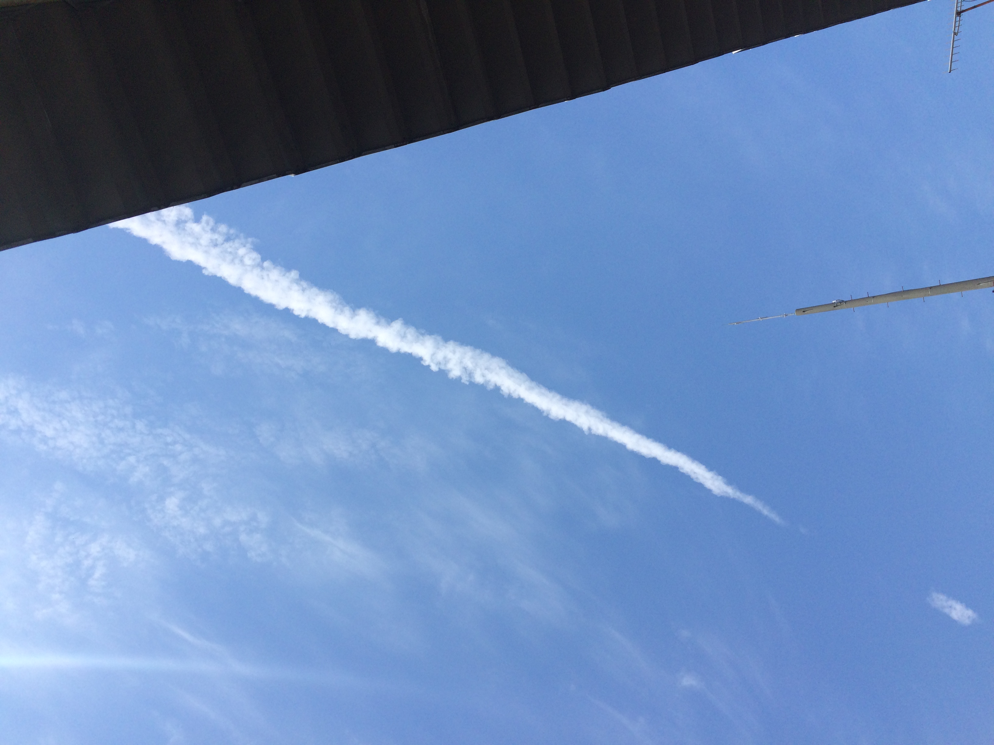 No.32006-1 地震雲