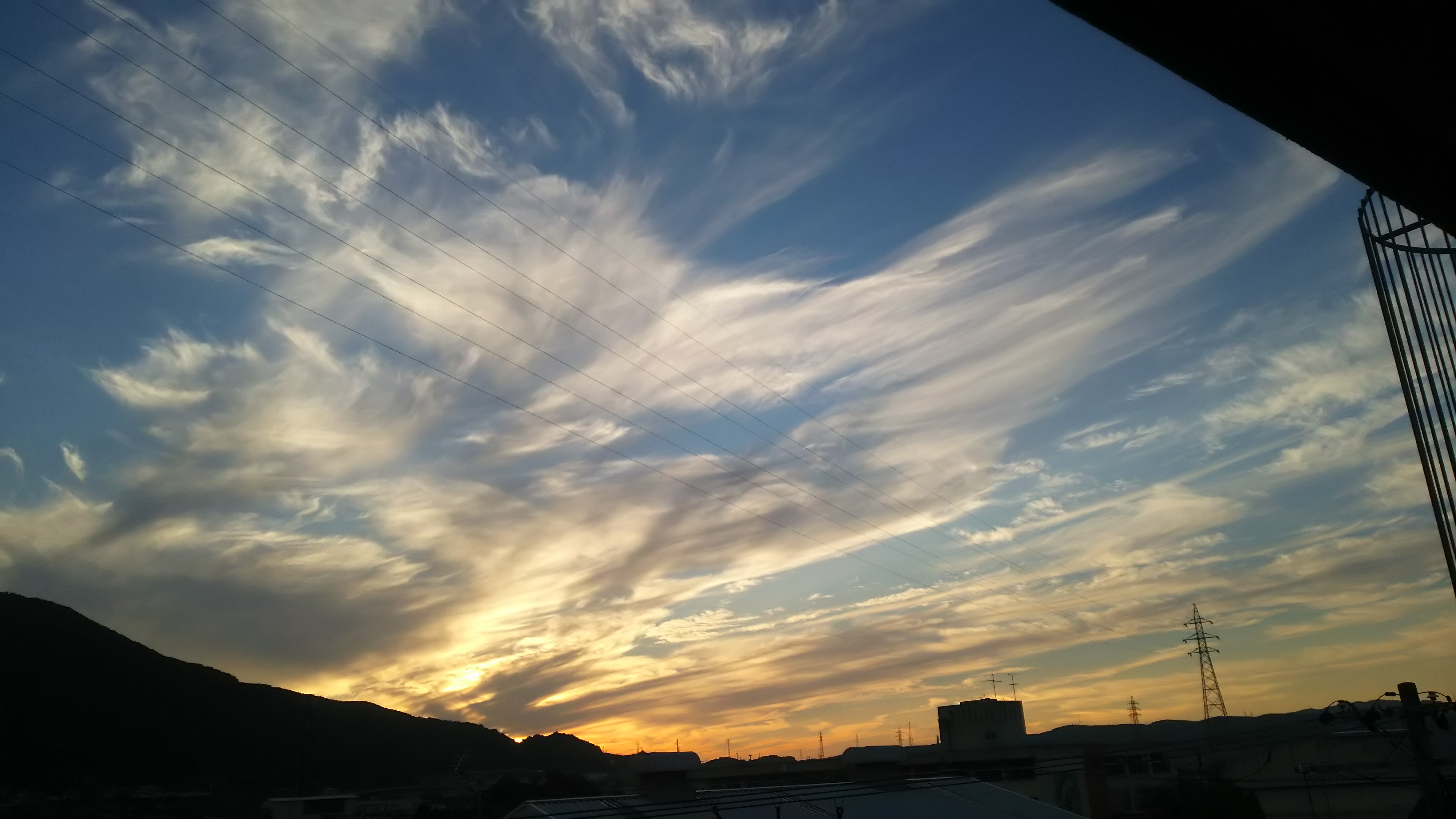 No.32043-1 地震雲