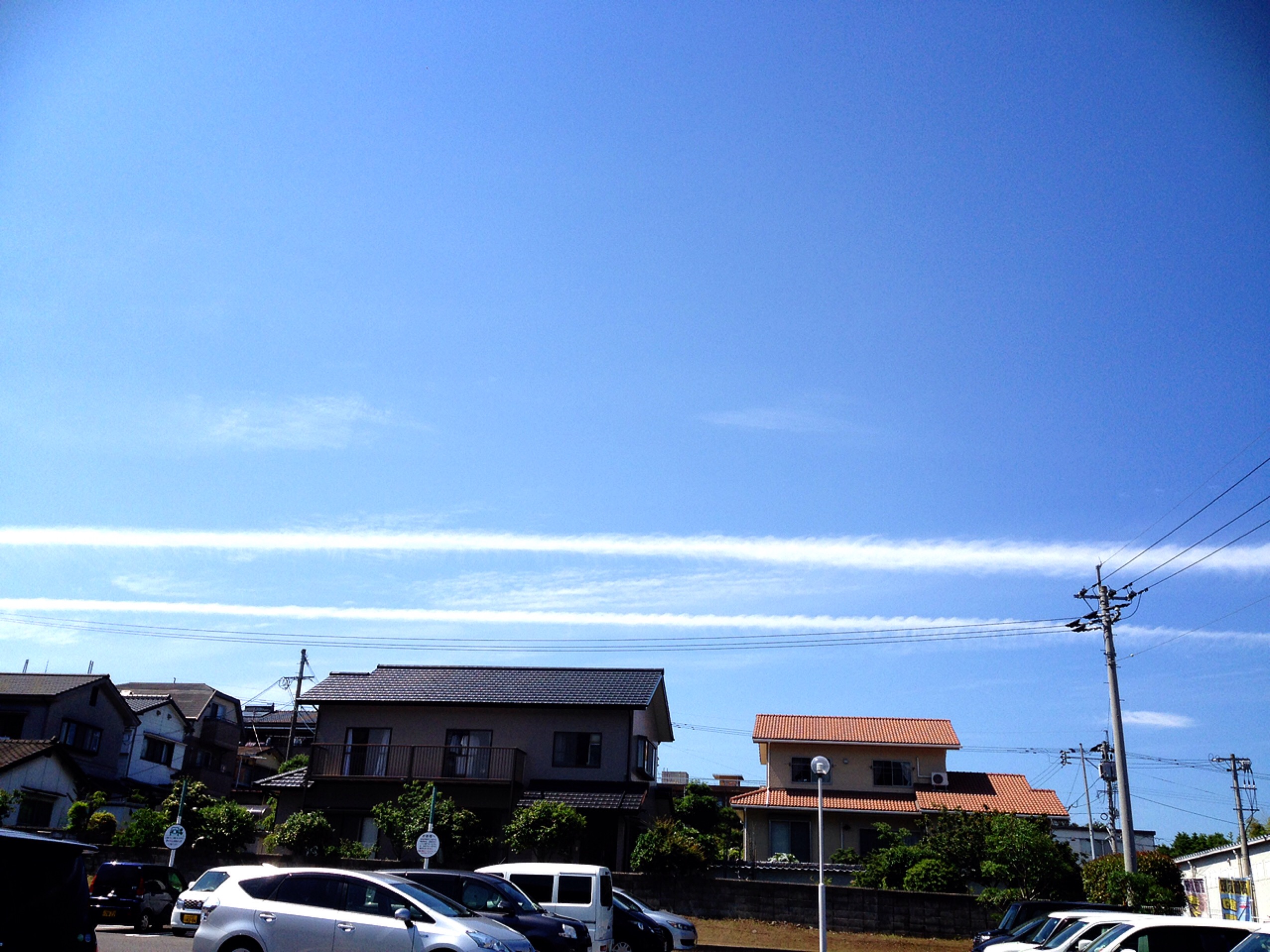 No.32061-1 地震雲