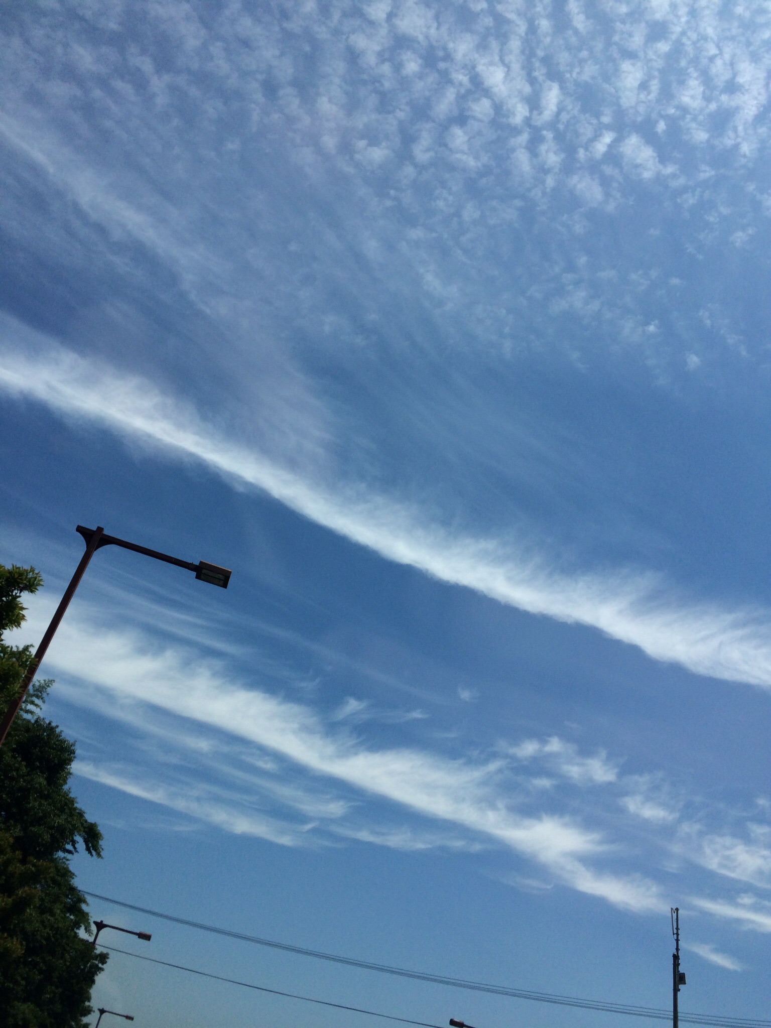 No.32075-1 地震雲