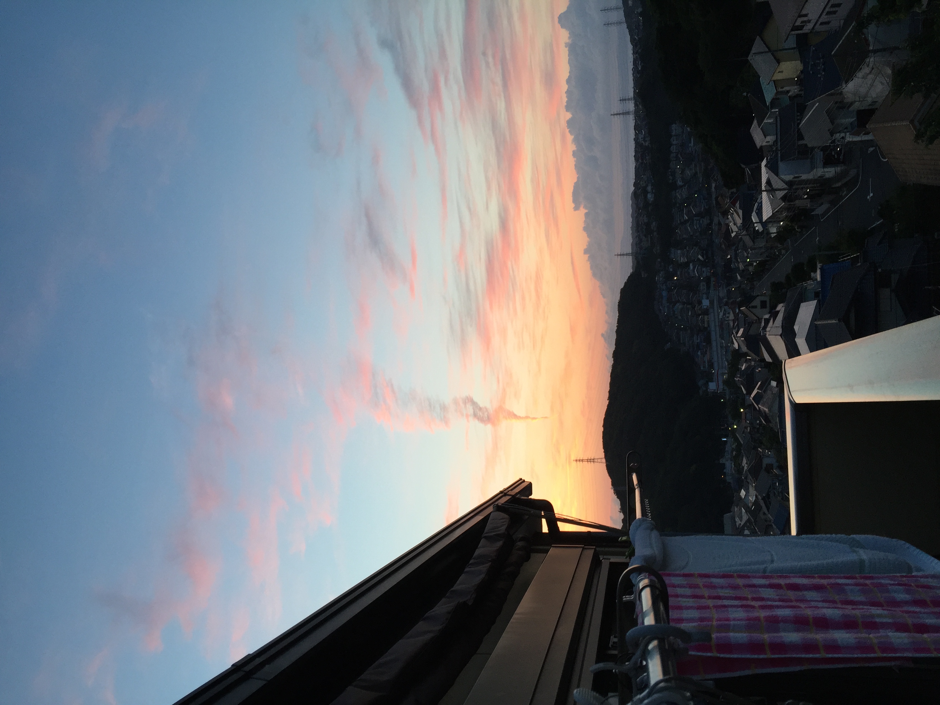 No.32081-1 地震雲