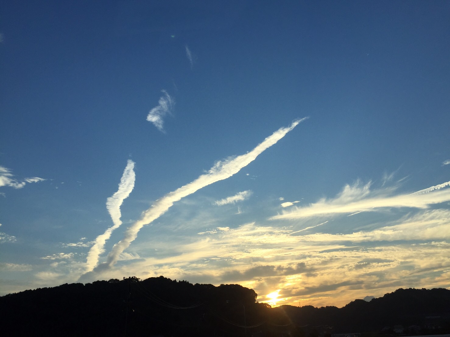 No.32432-1 地震雲