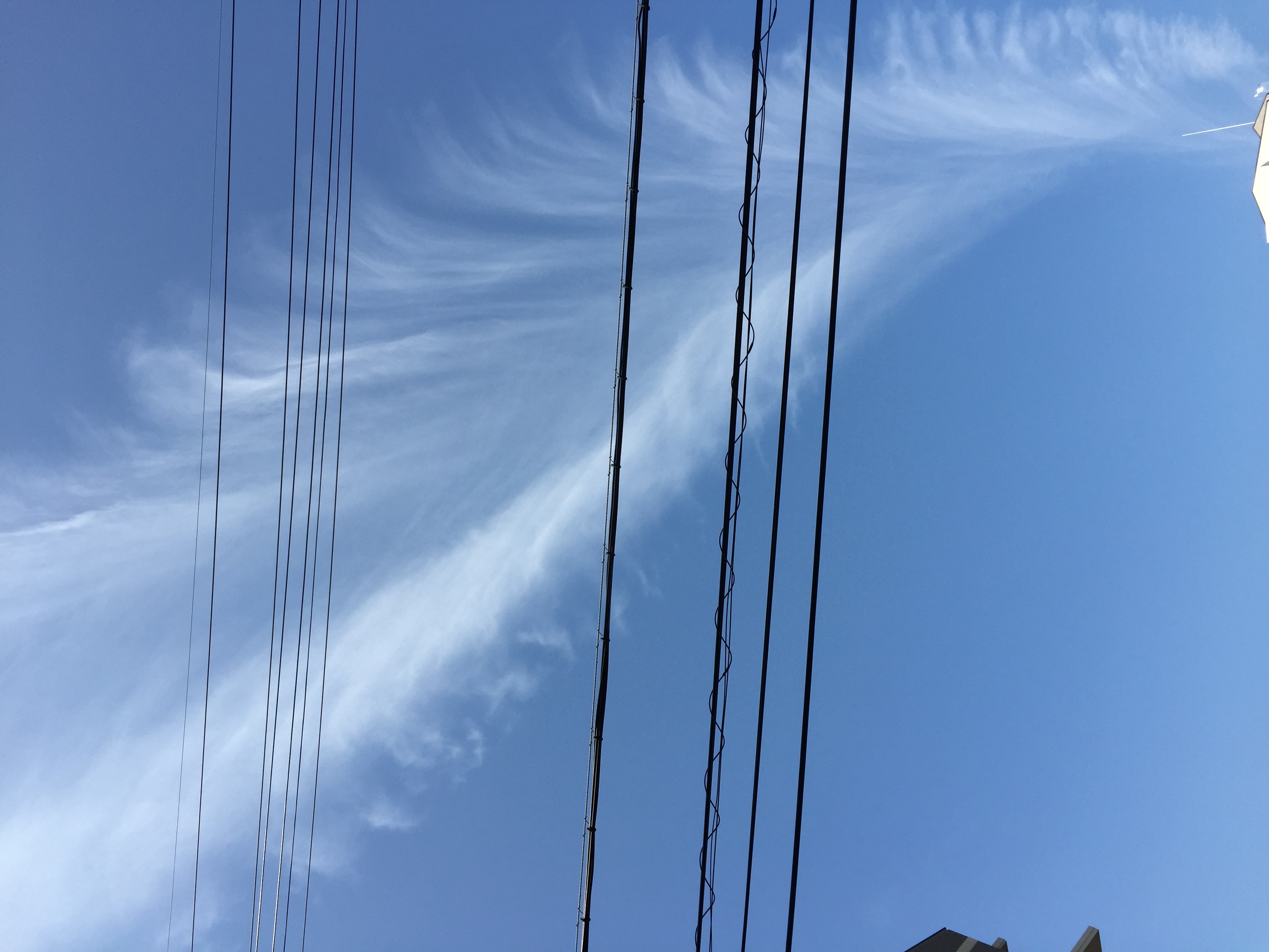 No.32446-1 地震雲