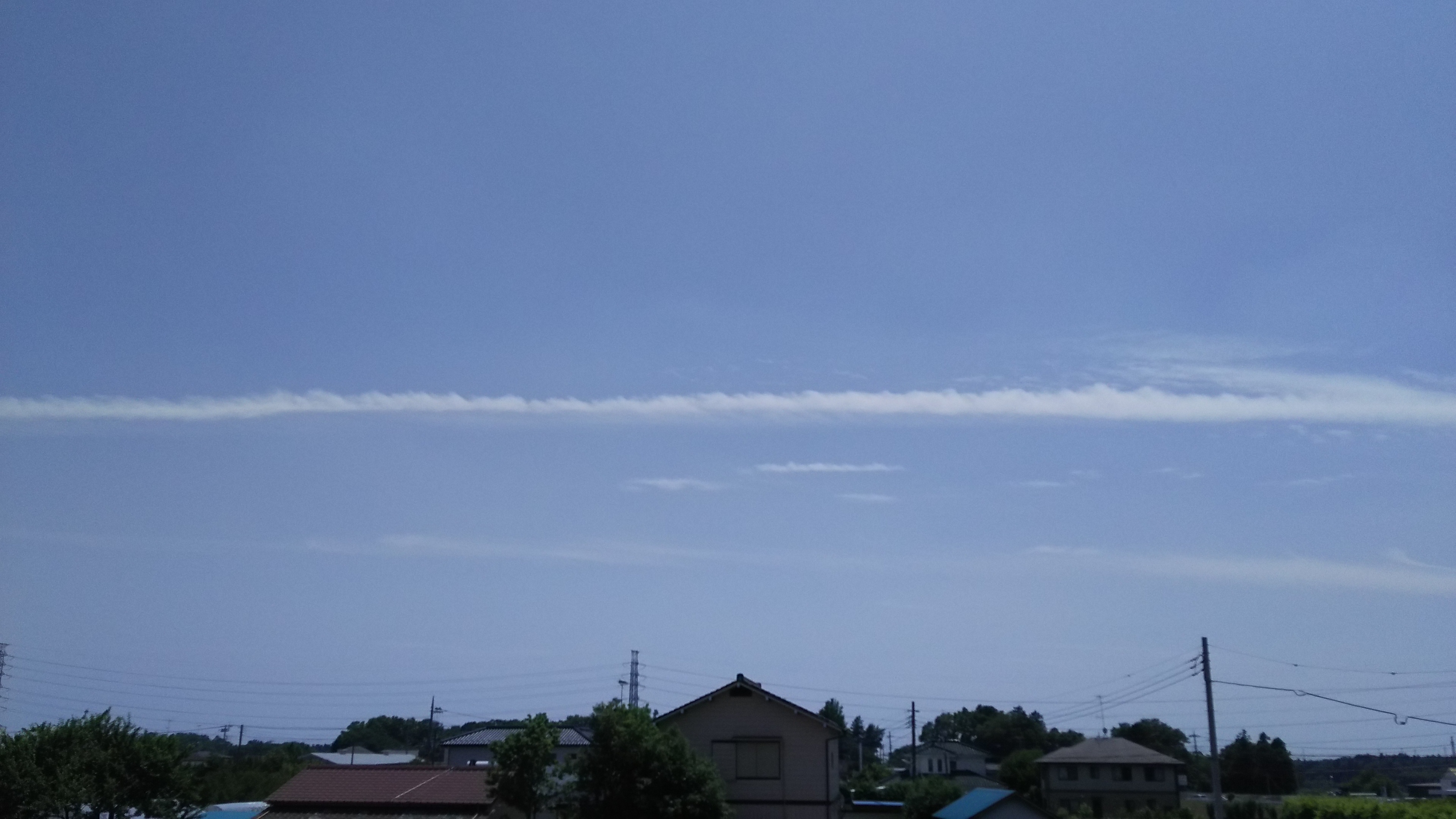 No.32500-1 地震雲