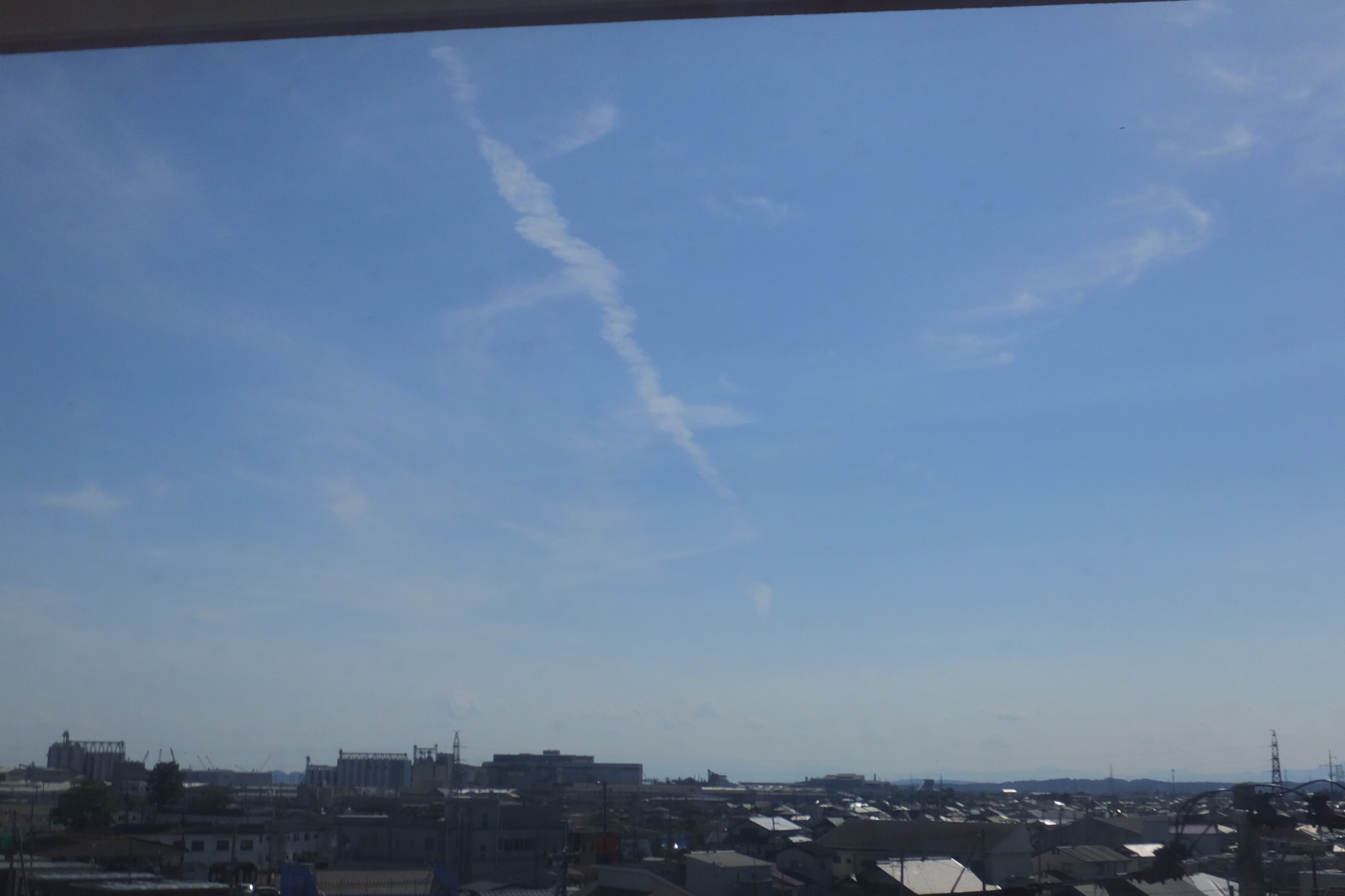 No.32528-1 地震雲