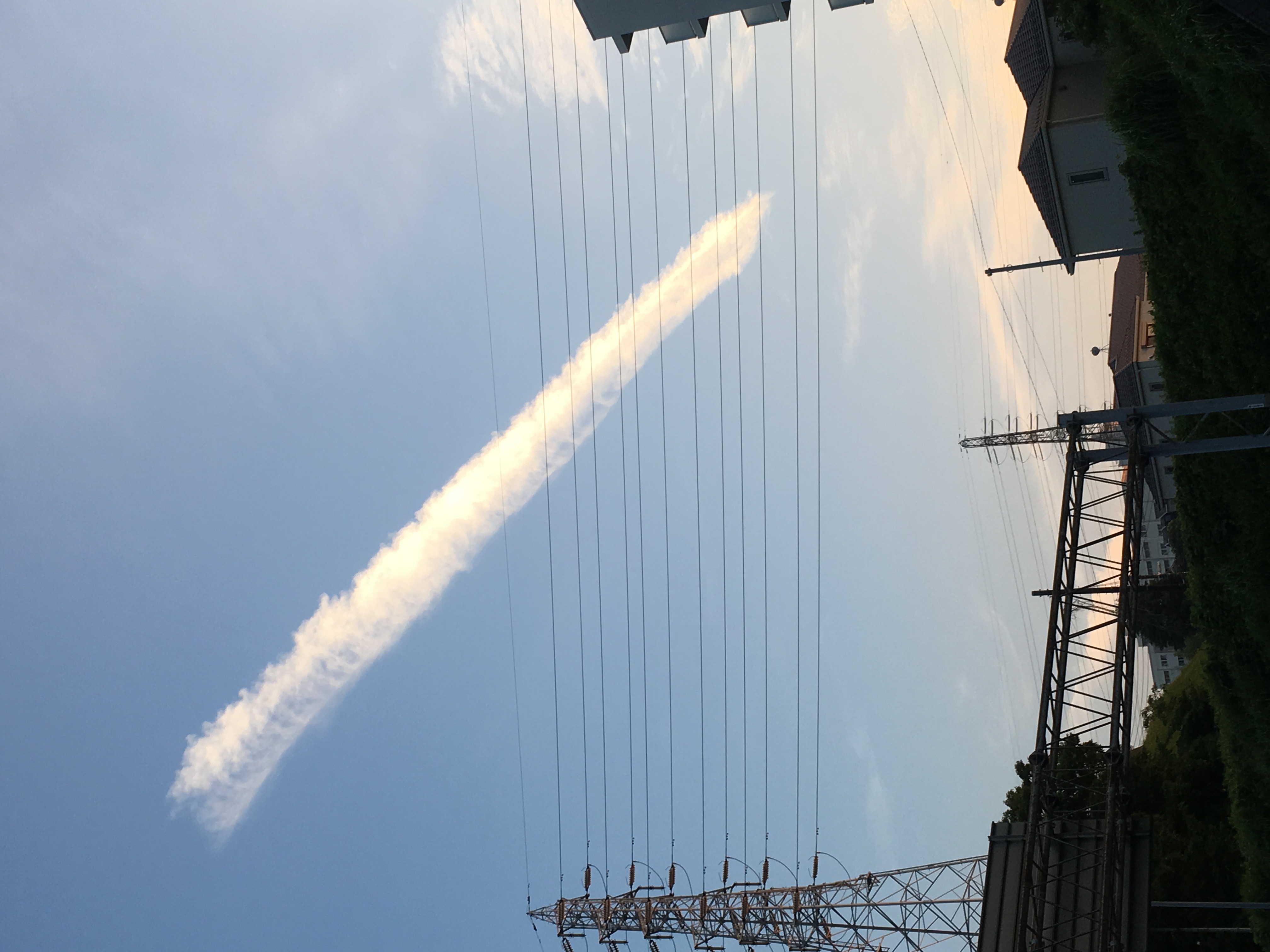 No.32562-1 地震雲