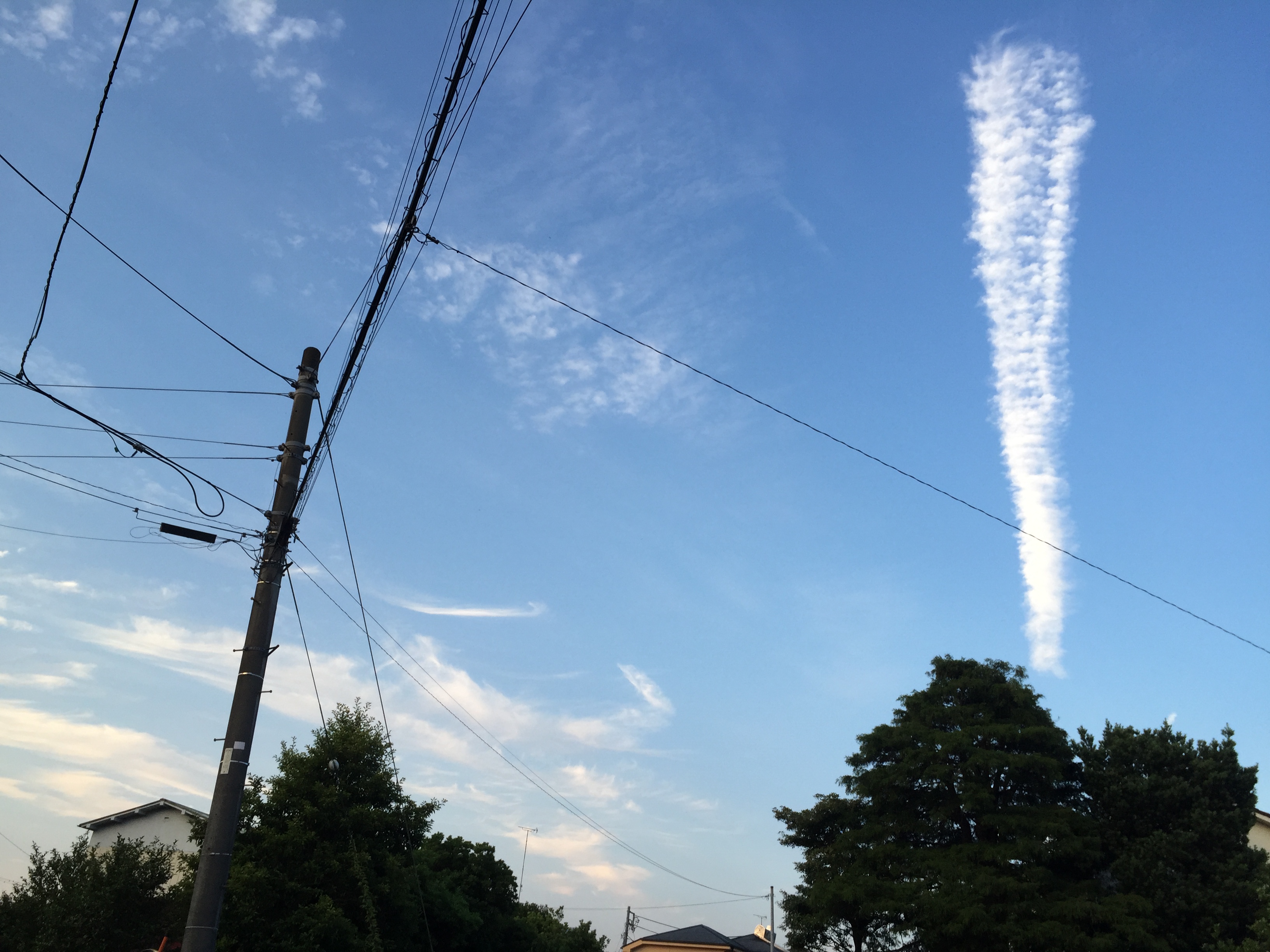 No.32565-1 地震雲