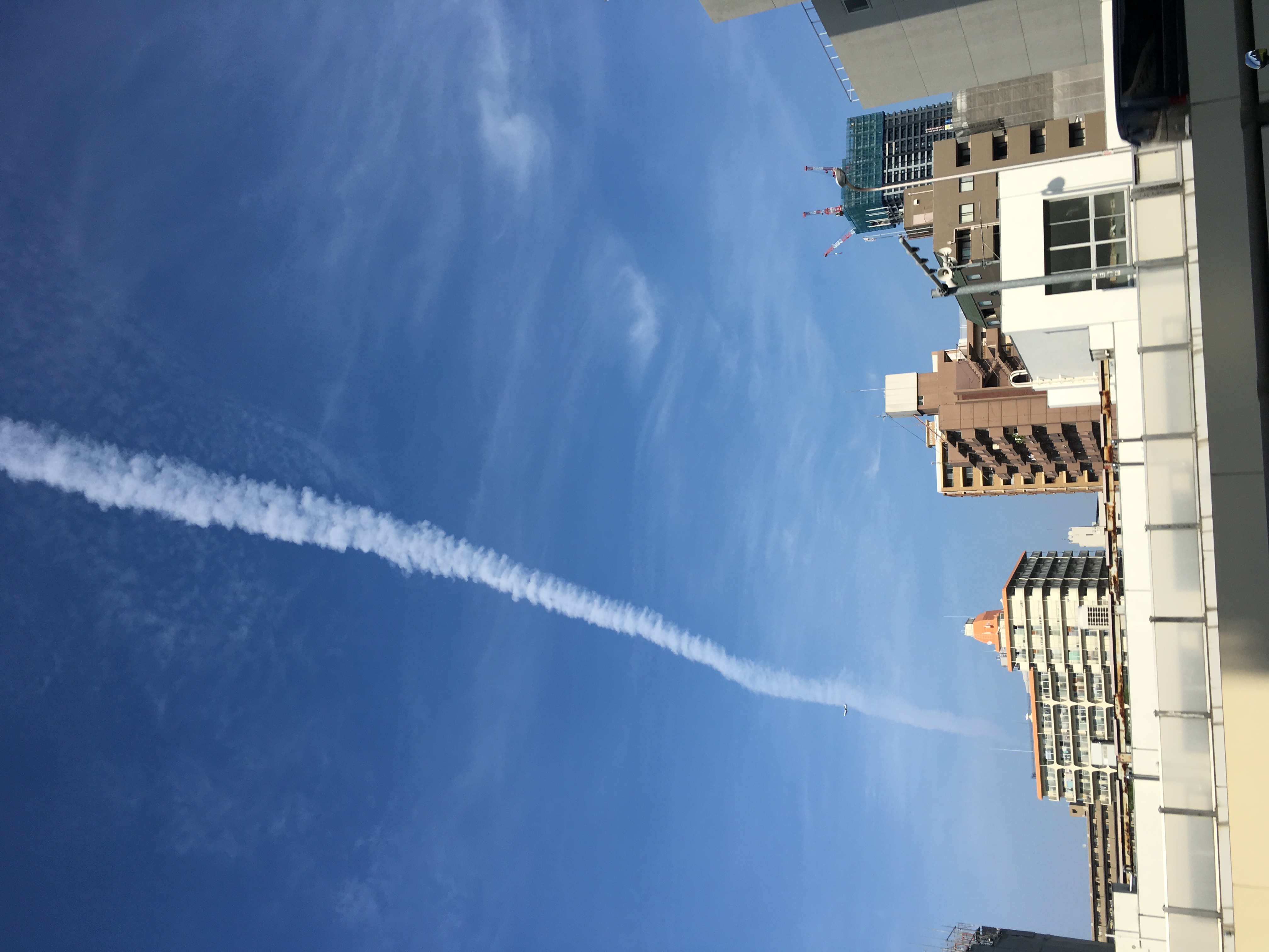 No.32627-1 地震雲