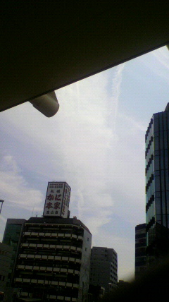 No.32679-1 地震雲