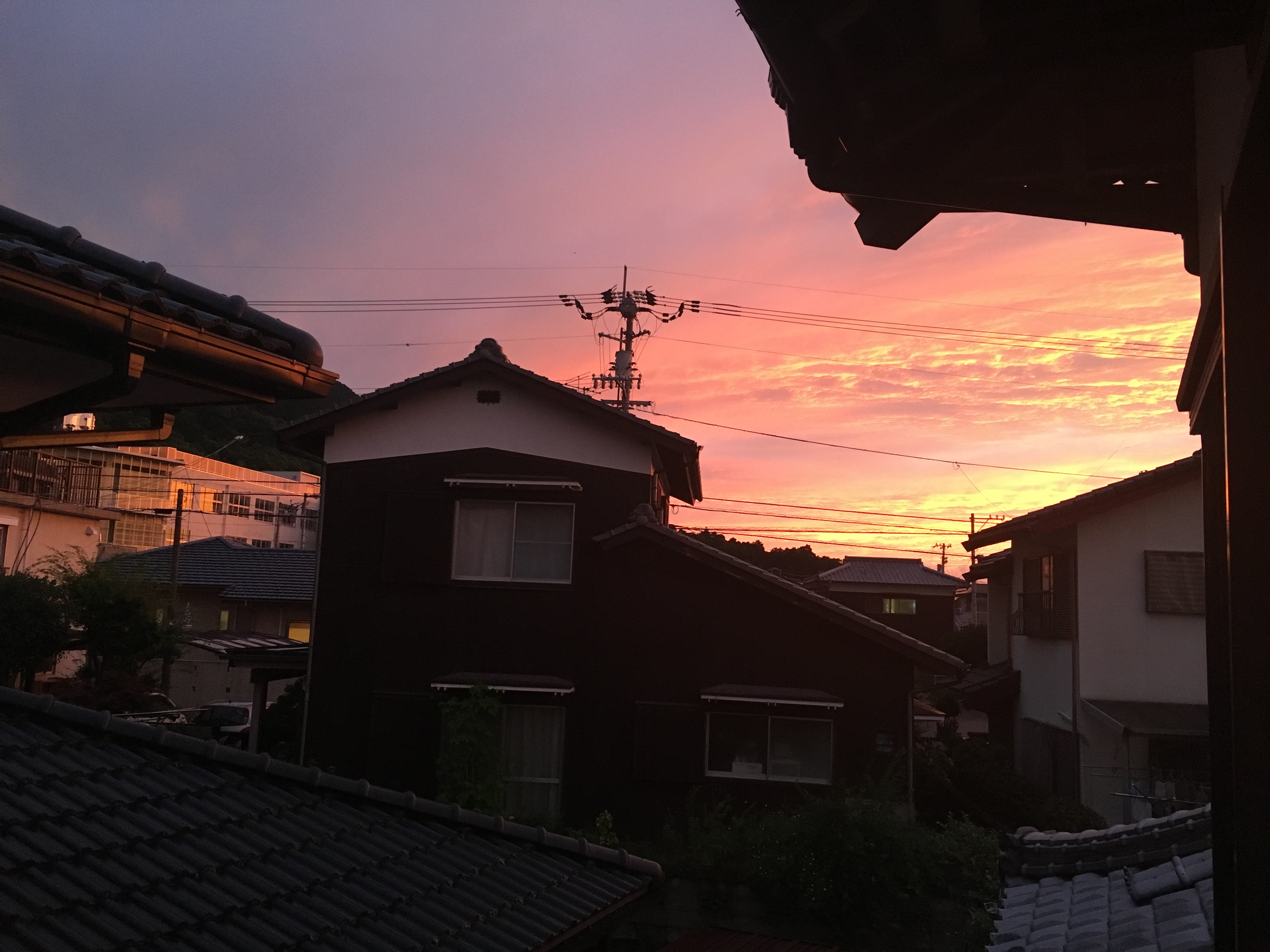 No.32682-1 地震雲