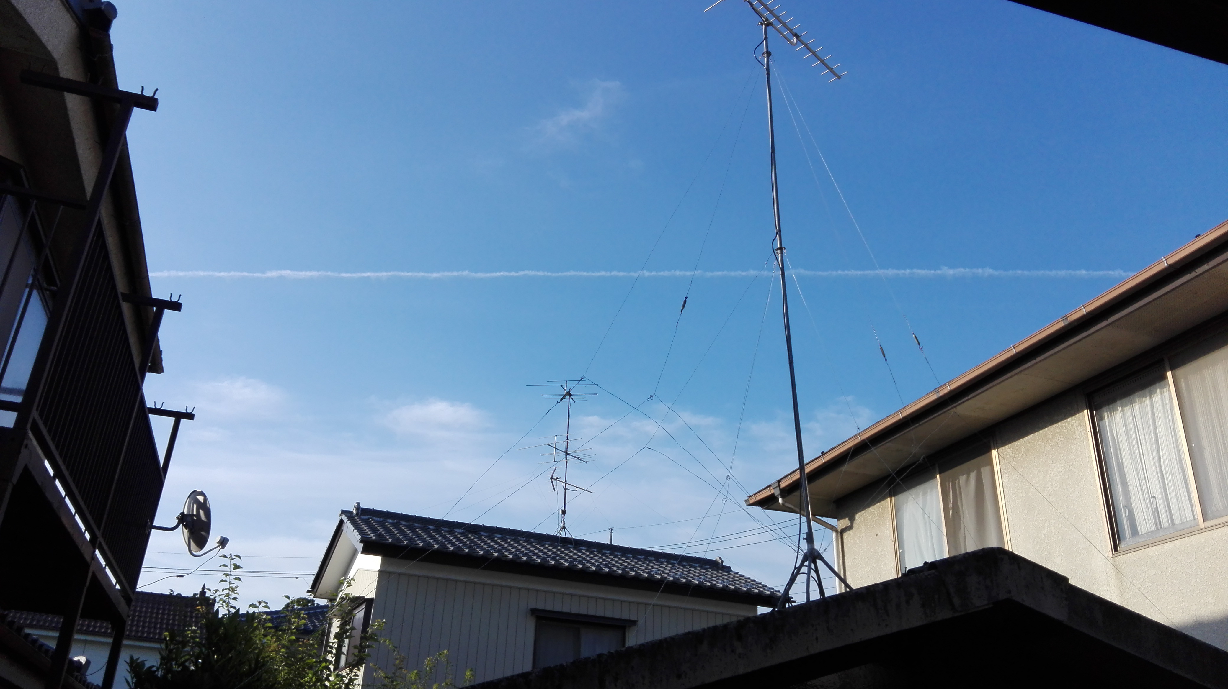 No.32744-1 地震雲