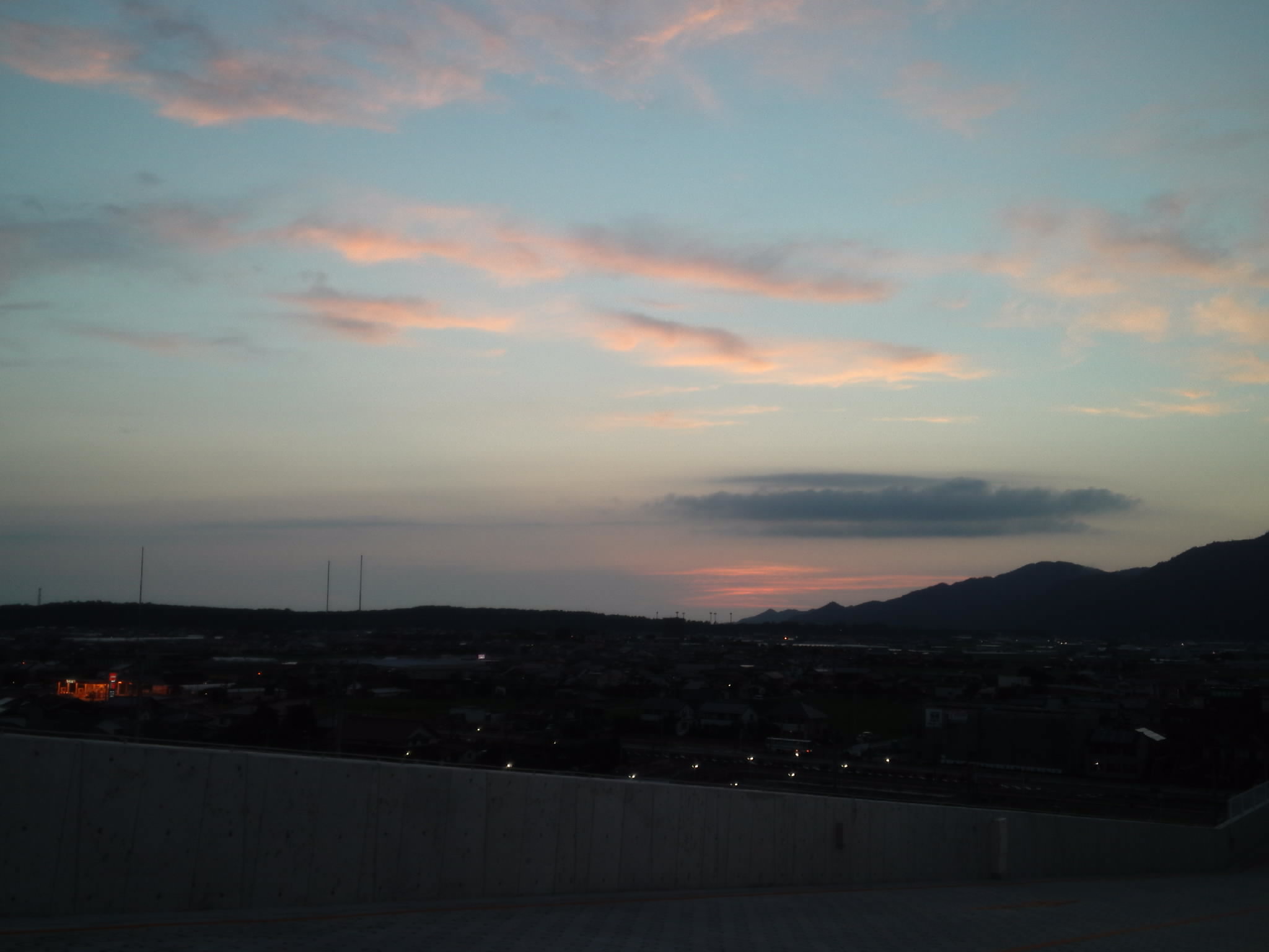 No.32822-1 地震雲